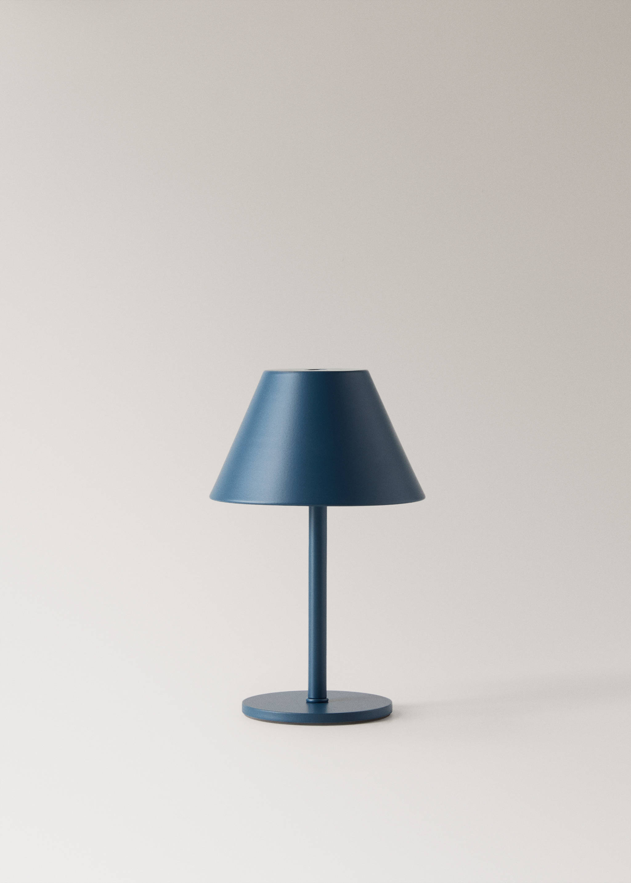 Lampe de table en métal - Article sans modèle