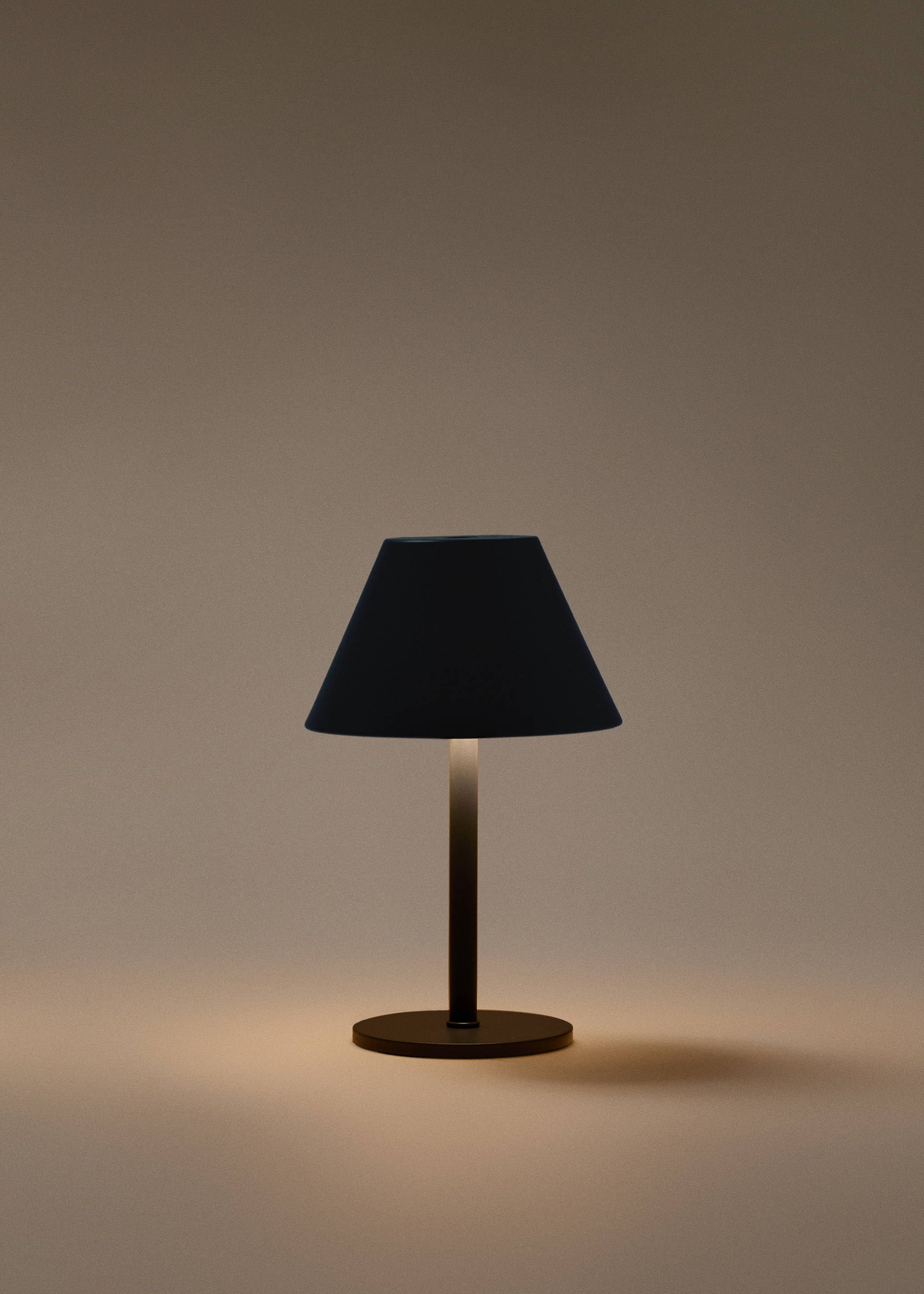 Lampe de table en métal - Détail de l'article 4