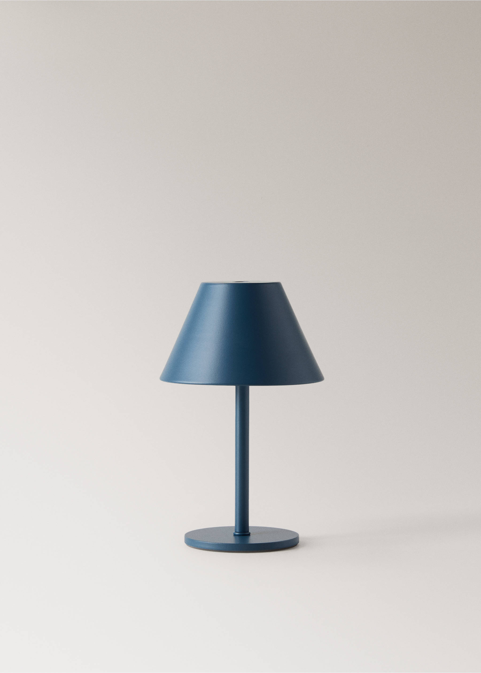 Metal table lamp - Article without model, Ink Blue. Ref: 17026727-00.