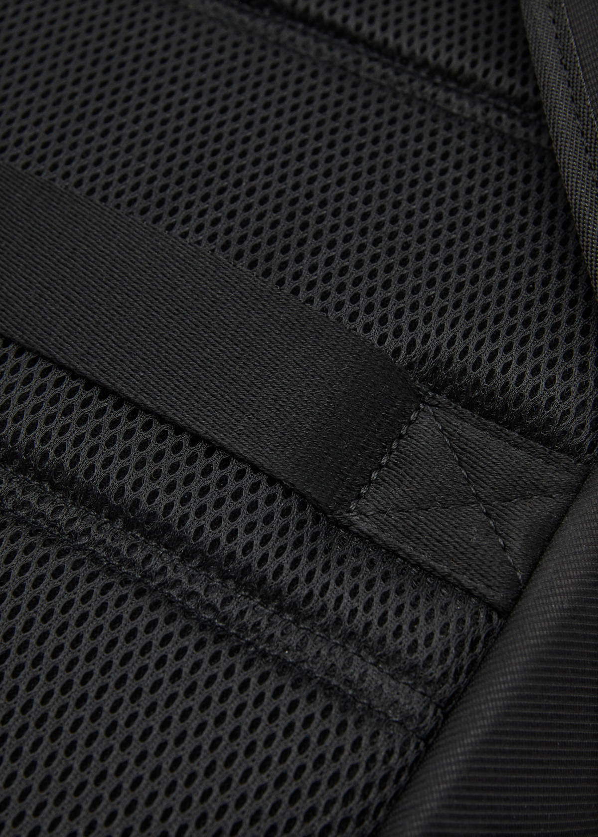 Travel rucksack — Black