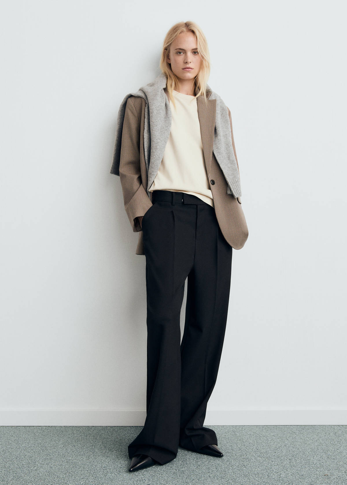 Straight jacket with flap pockets — Medium Brown