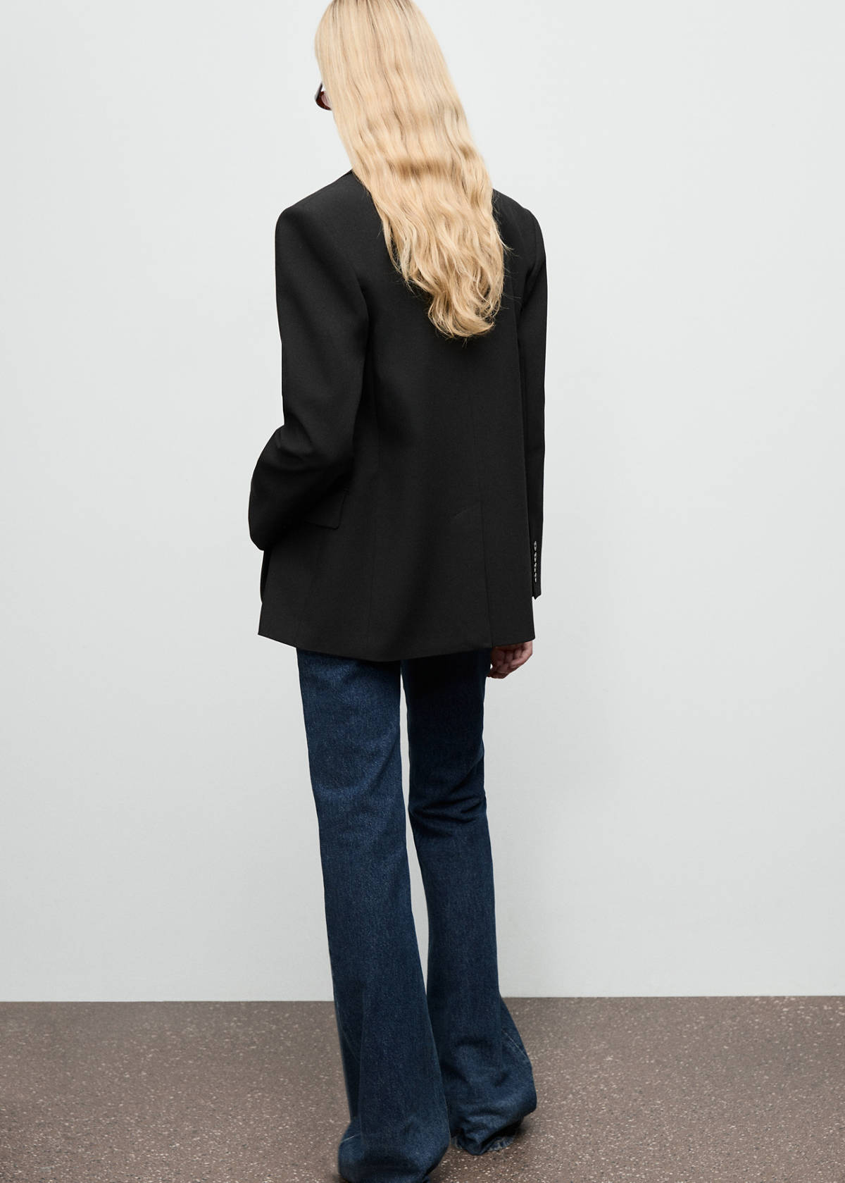 Straight jacket with flap pockets — Black