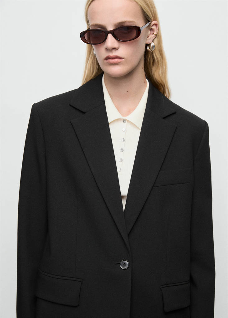 Straight jacket with flap pockets — Black