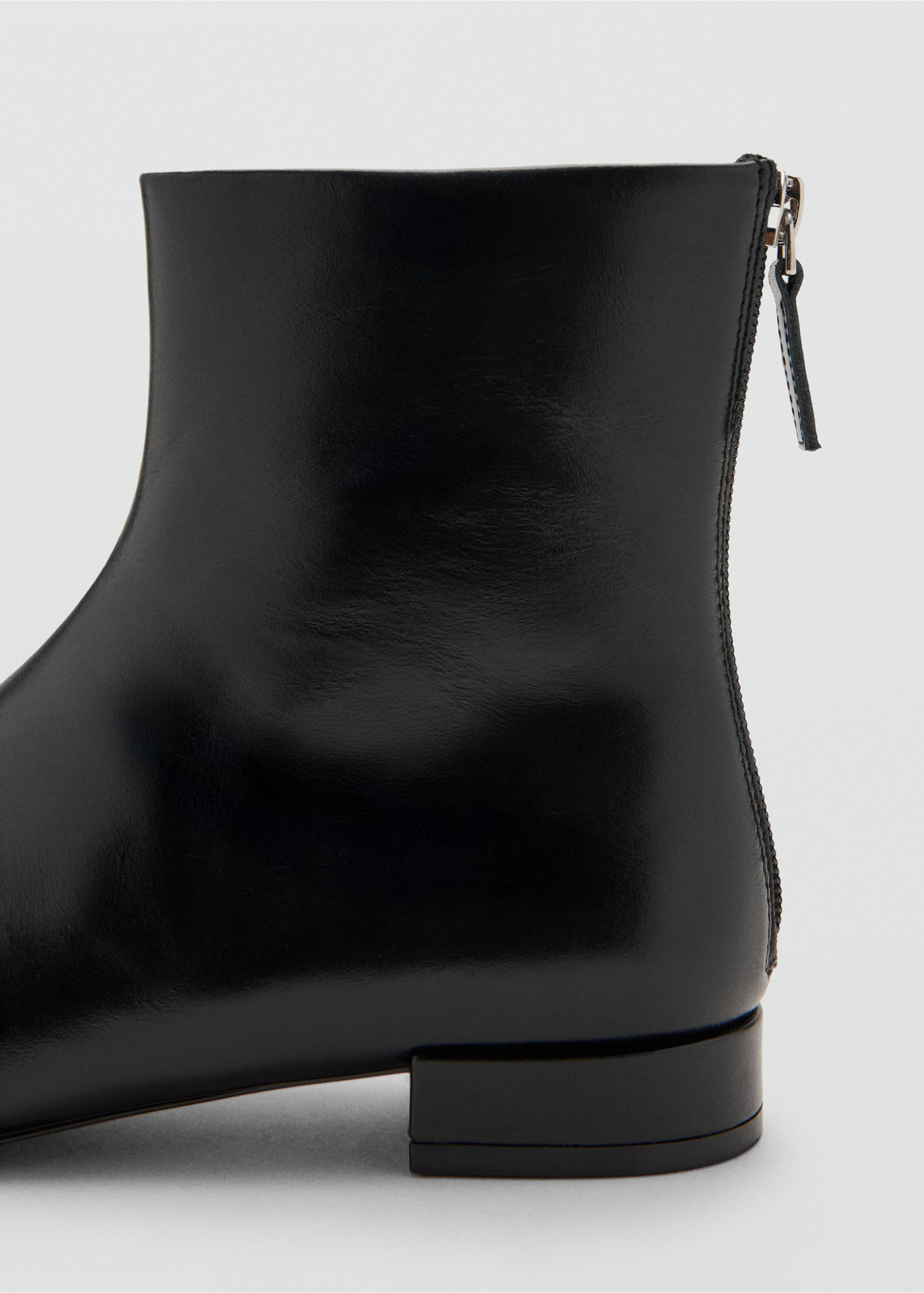 Zipped leather ankle boots - Details of the article 2, Black. Ref: 17027128-00.