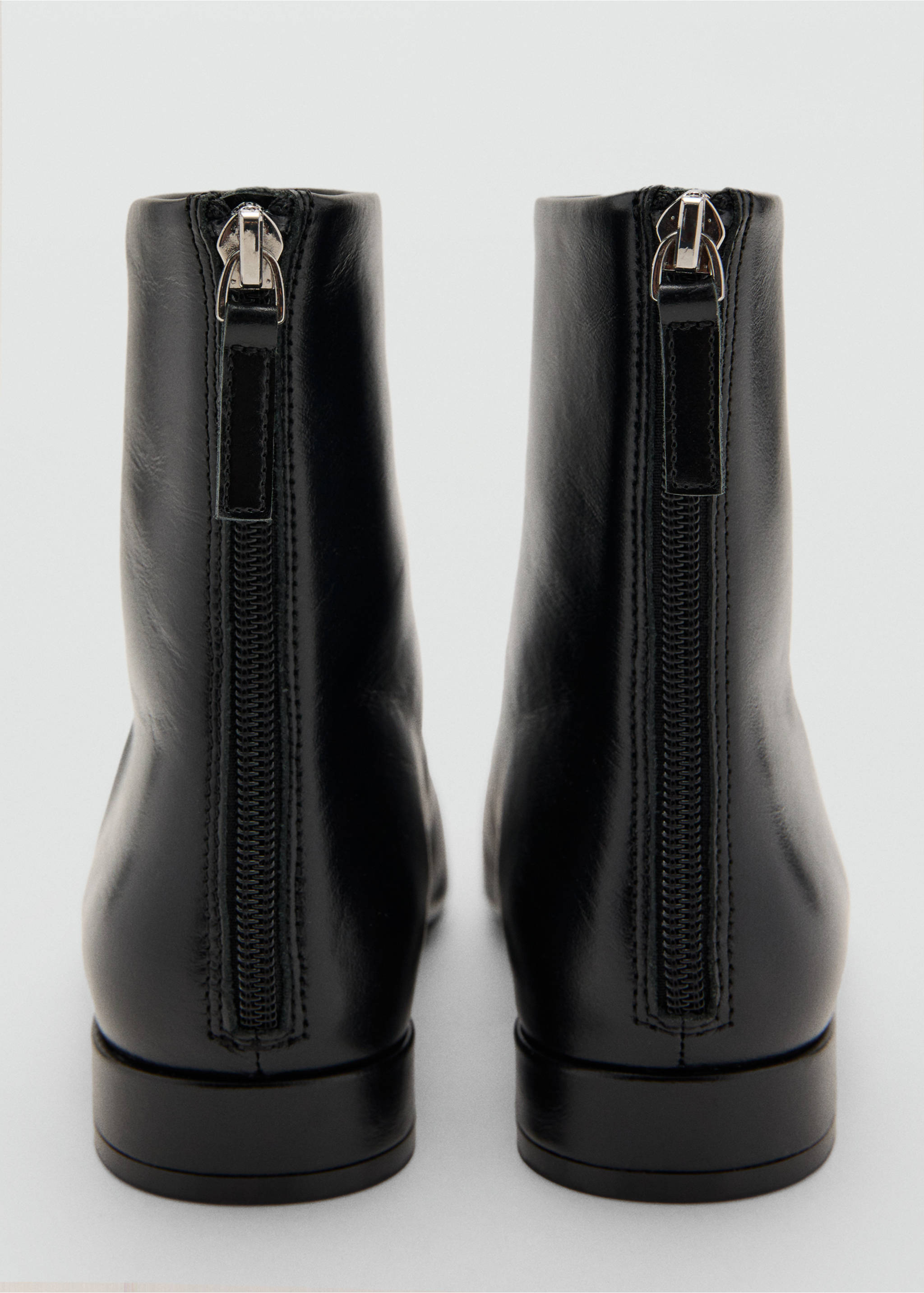 Zipped leather ankle boots - Details of the article 3, Black. Ref: 17027128-00.