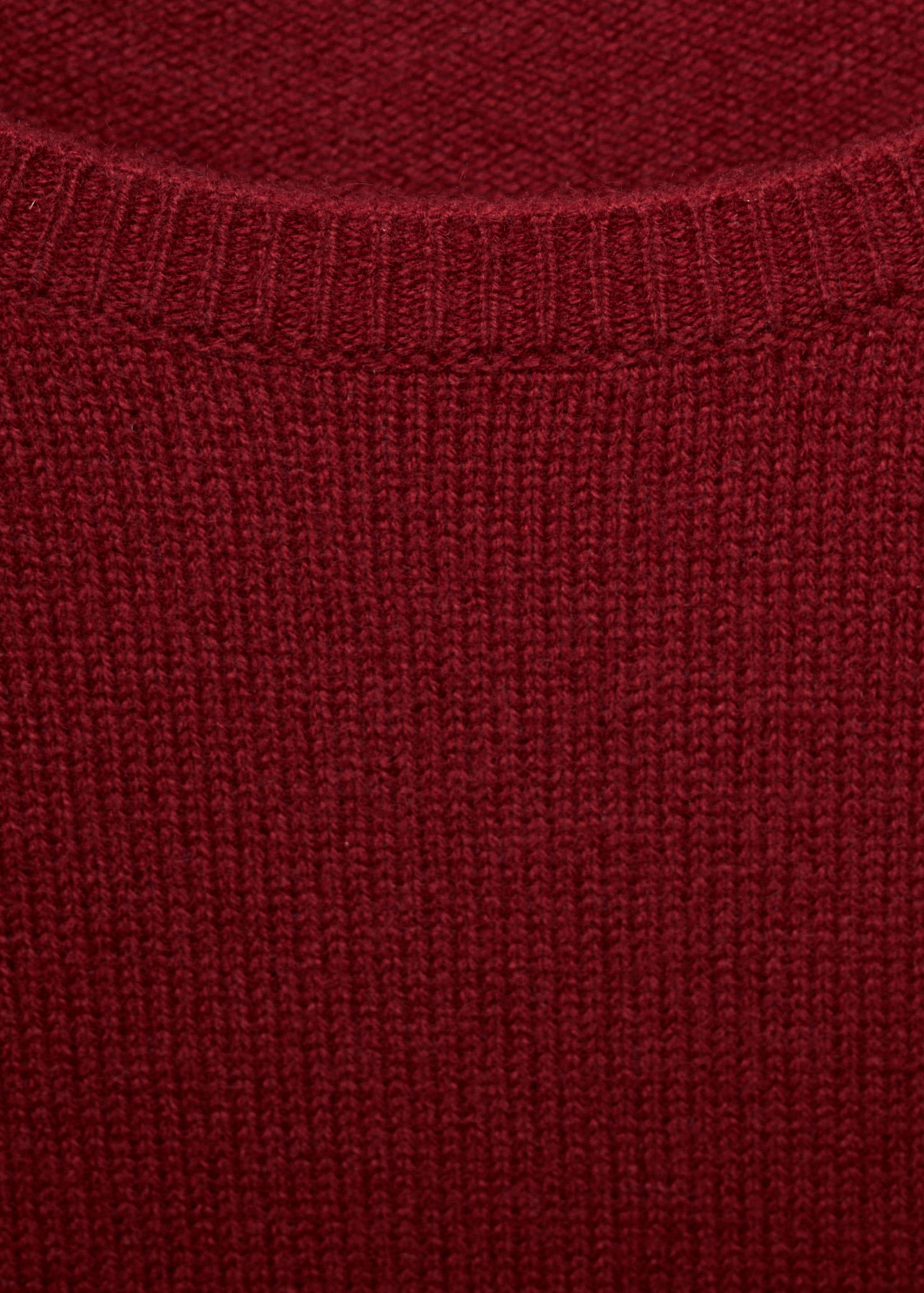 Thick cashmere sweater - Details of the article 8
