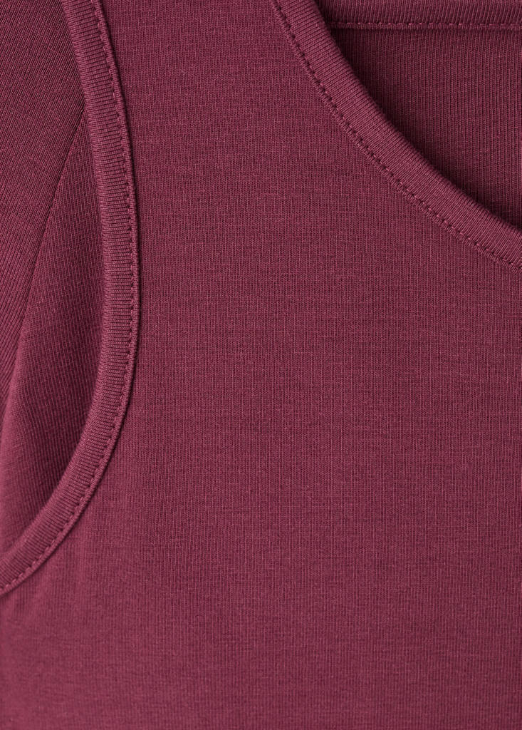 Long dress with cut-out — Burgundy