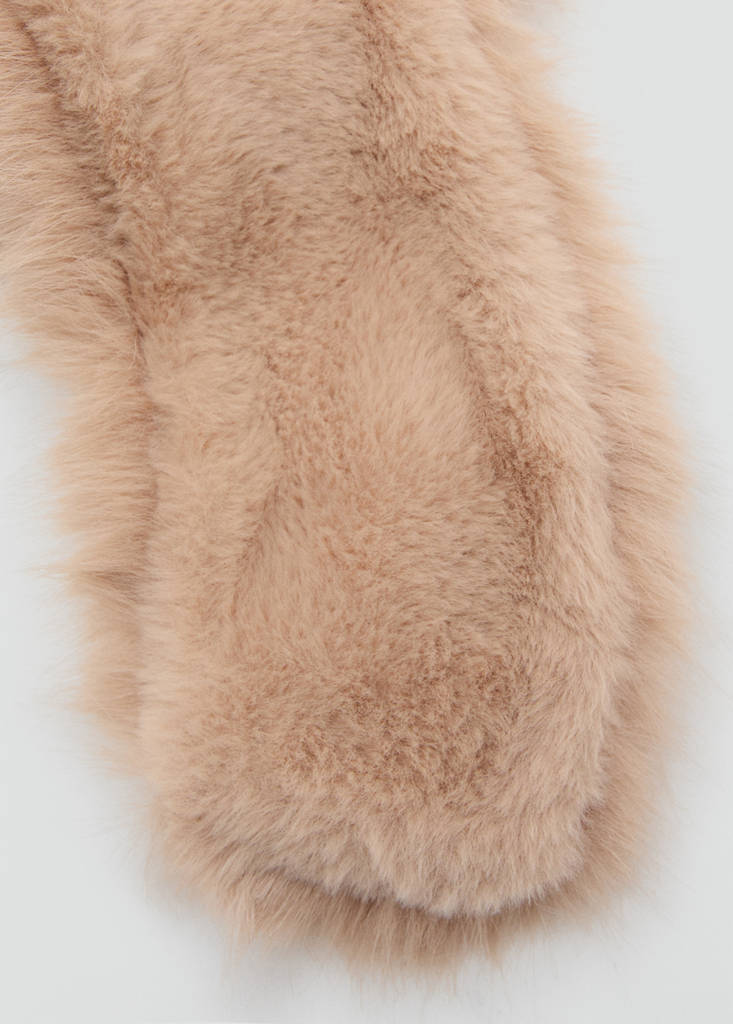 Faux-fur scarf — Beige