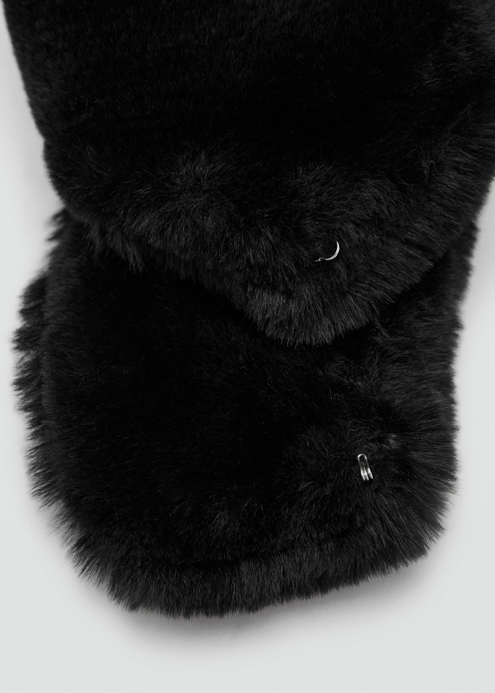 Faux-fur scarf - Details of the article 1