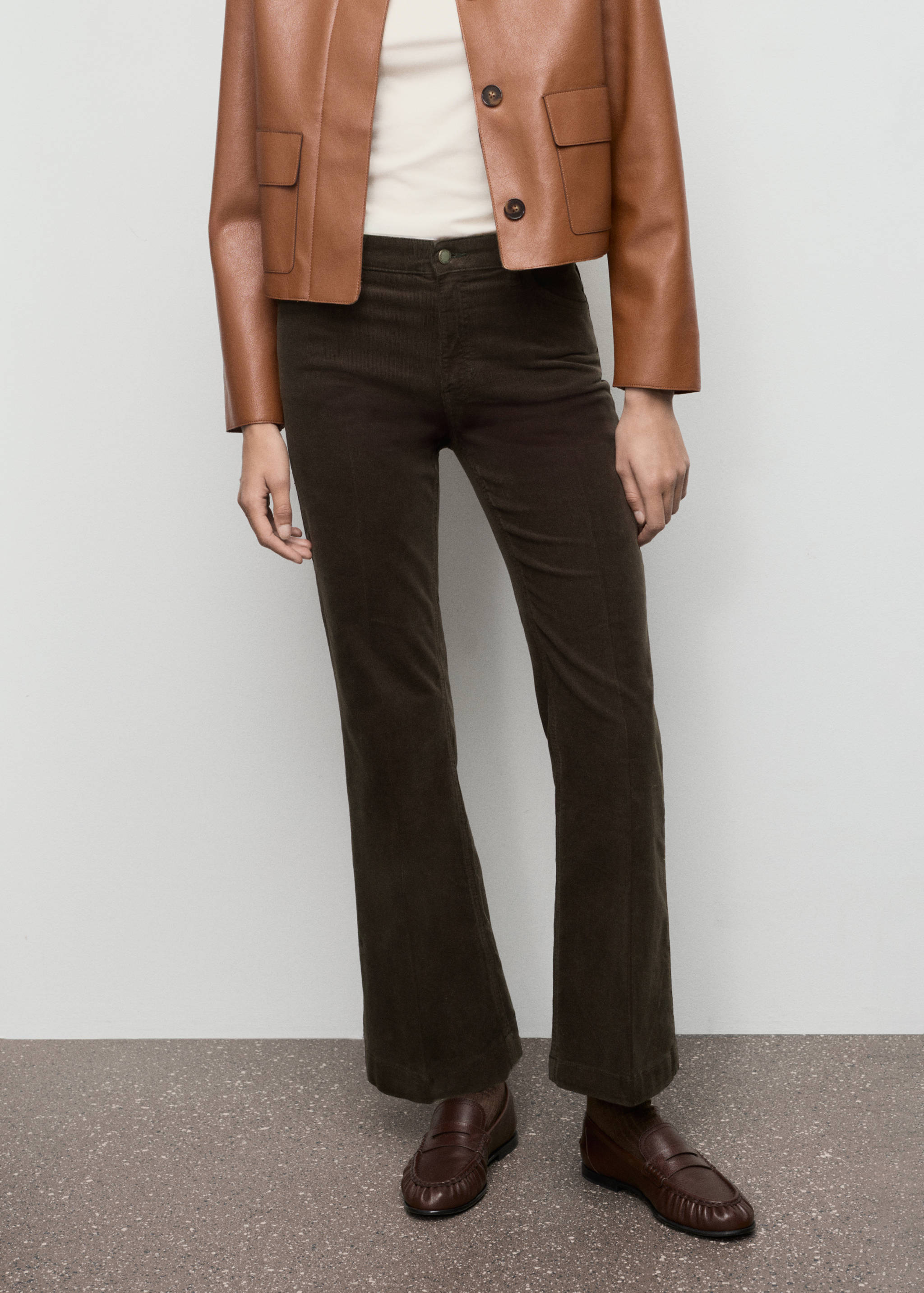 Calças de ganga flare de bombazina - Plano médio