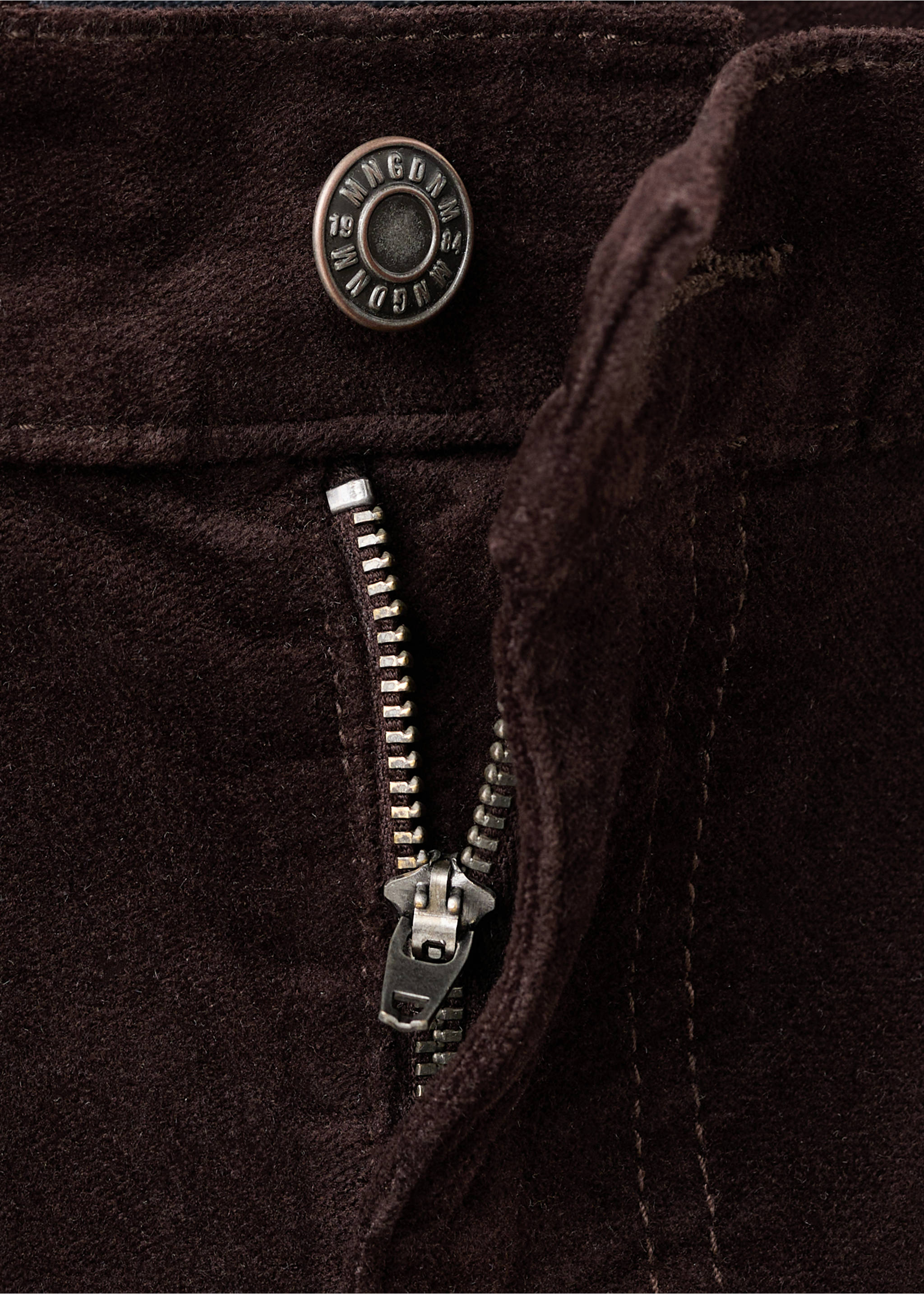 Velvet flared jeans - Details of the article 8, Chocolate. Ref: 17027782-00.