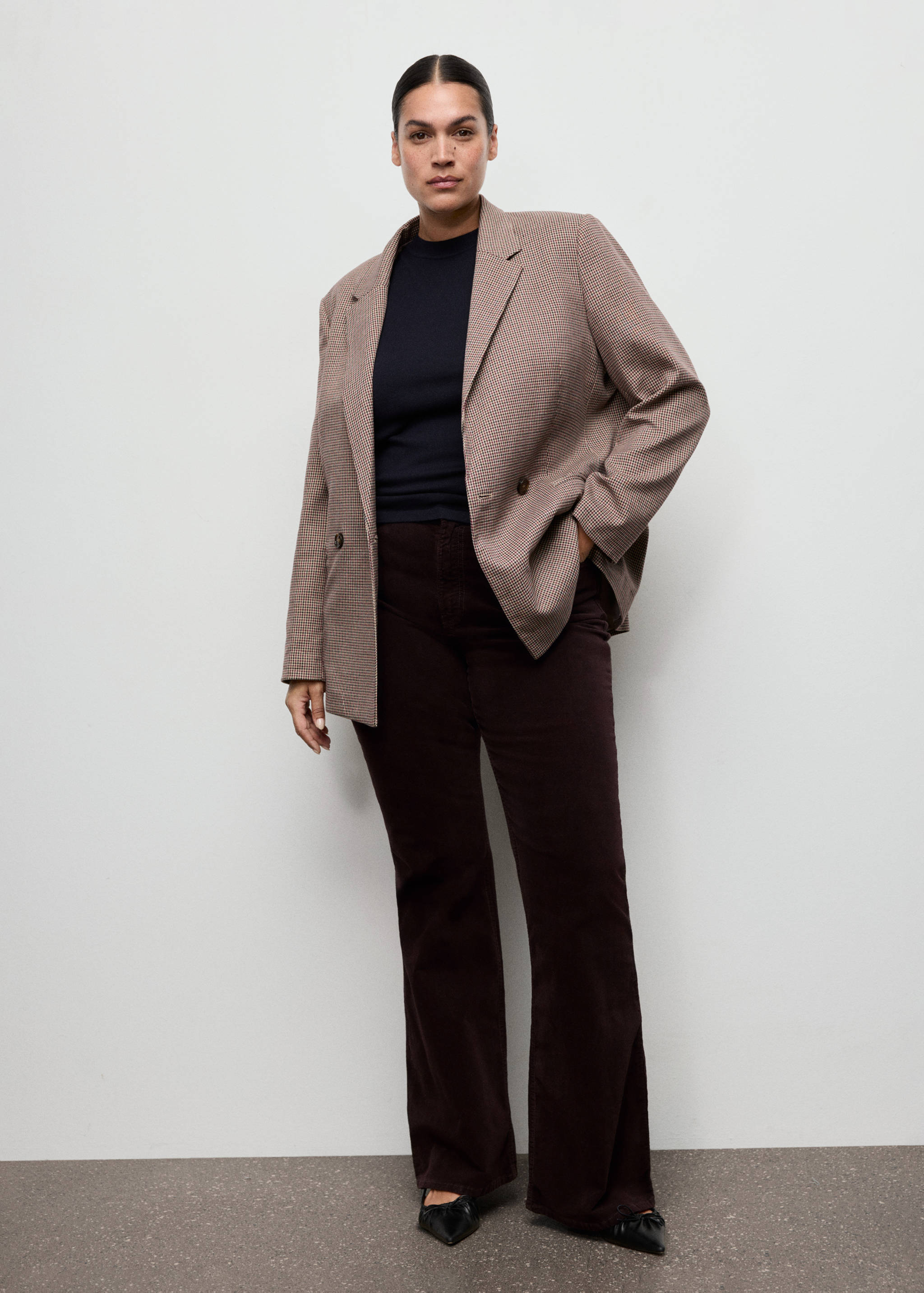 Velvet flared jeans - Details of the article 3