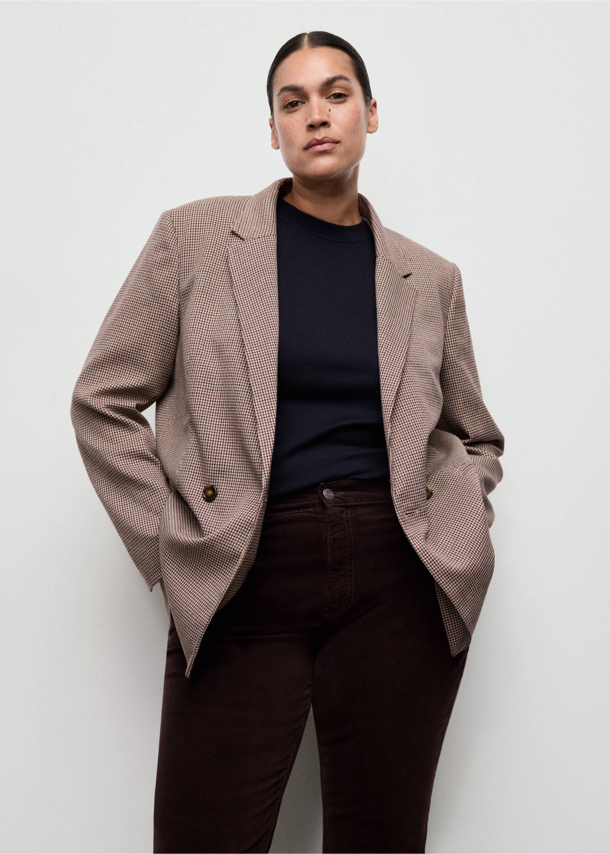 Velvet flared jeans - Details of the article 5, Chocolate. Ref: 17027782-00.