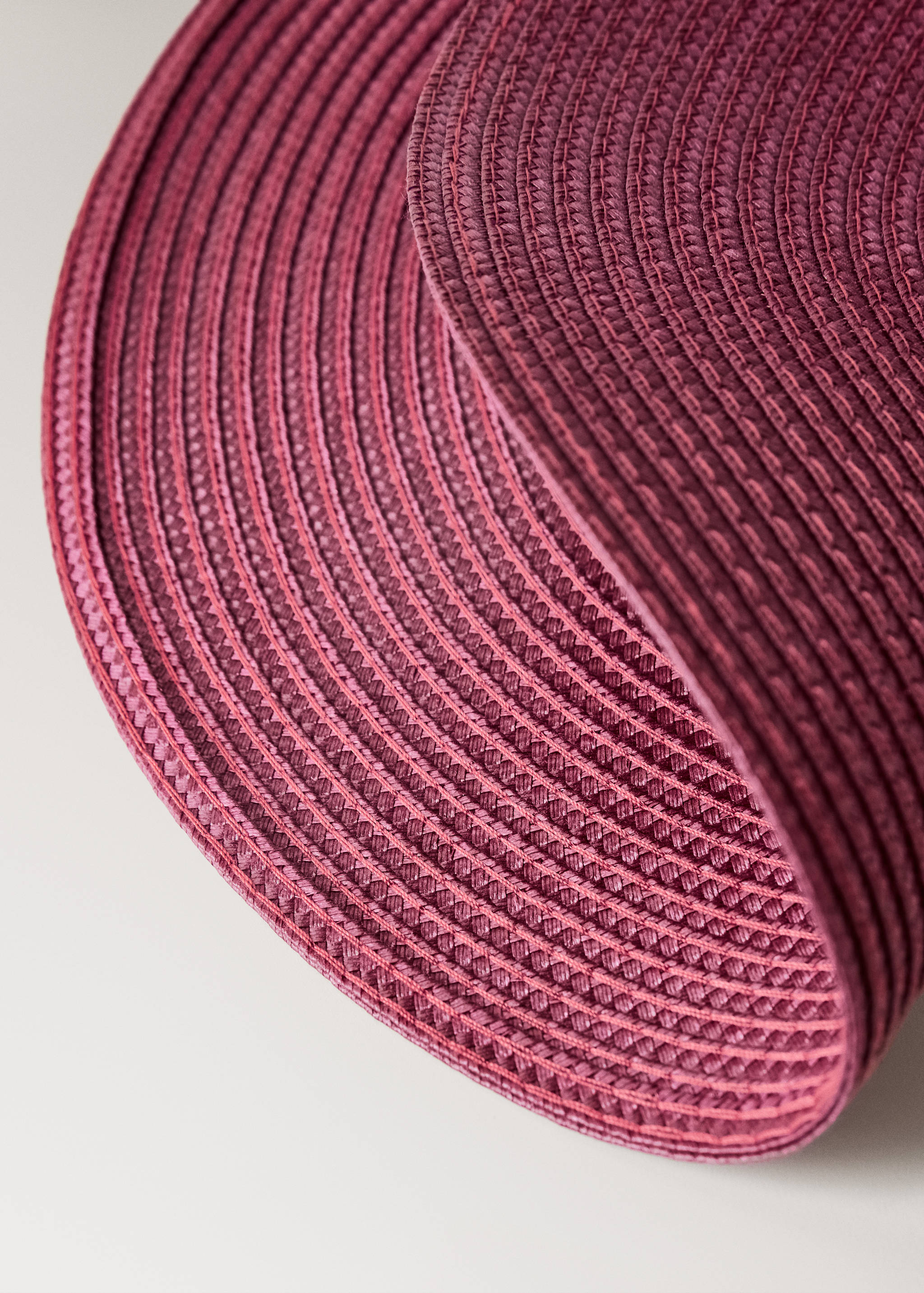 Polypropylene placemats - Details of the article 2