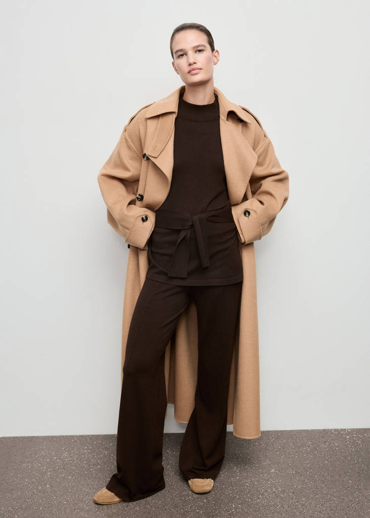 Knitted trousers with stitching detail — Chocolate