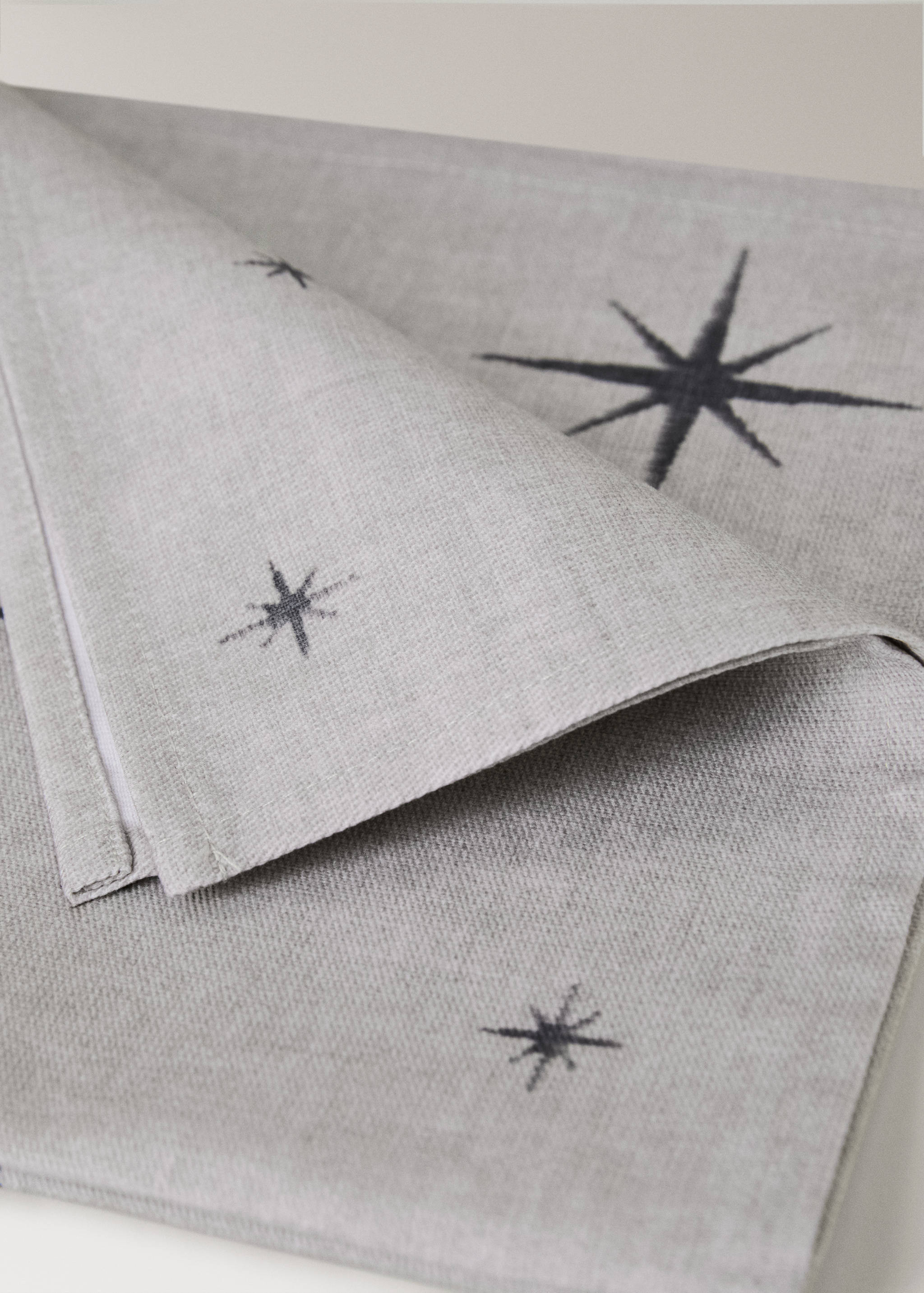 Cotton napkins with star pattern - Details of the article 2