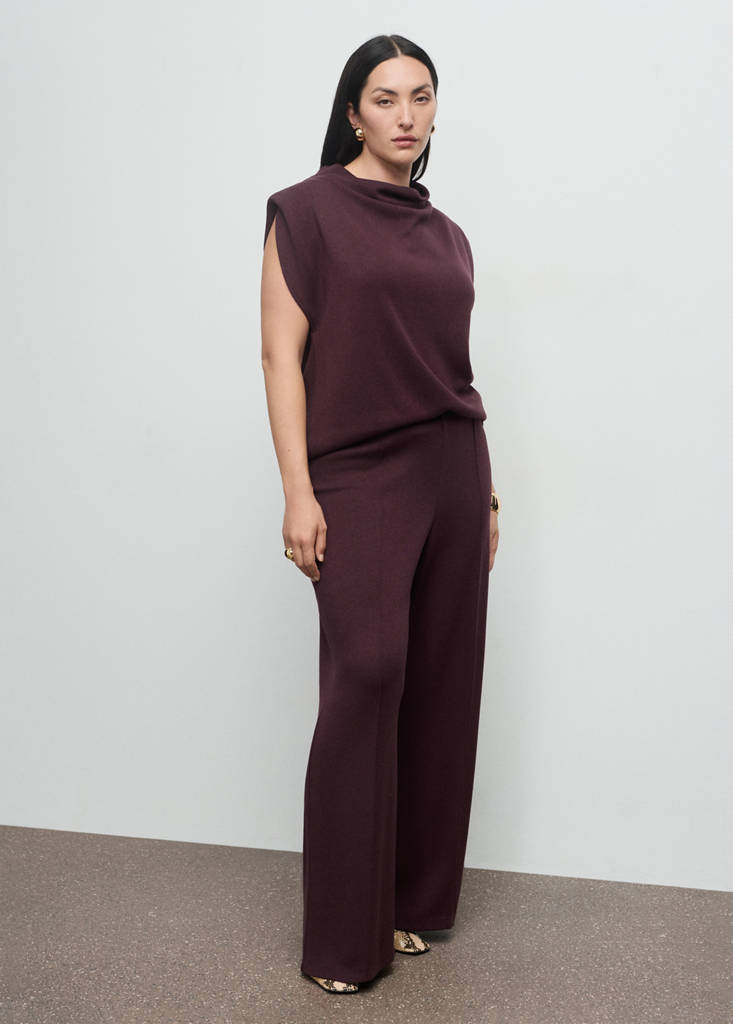 Seam-detail straight-fit trousers — Burgundy