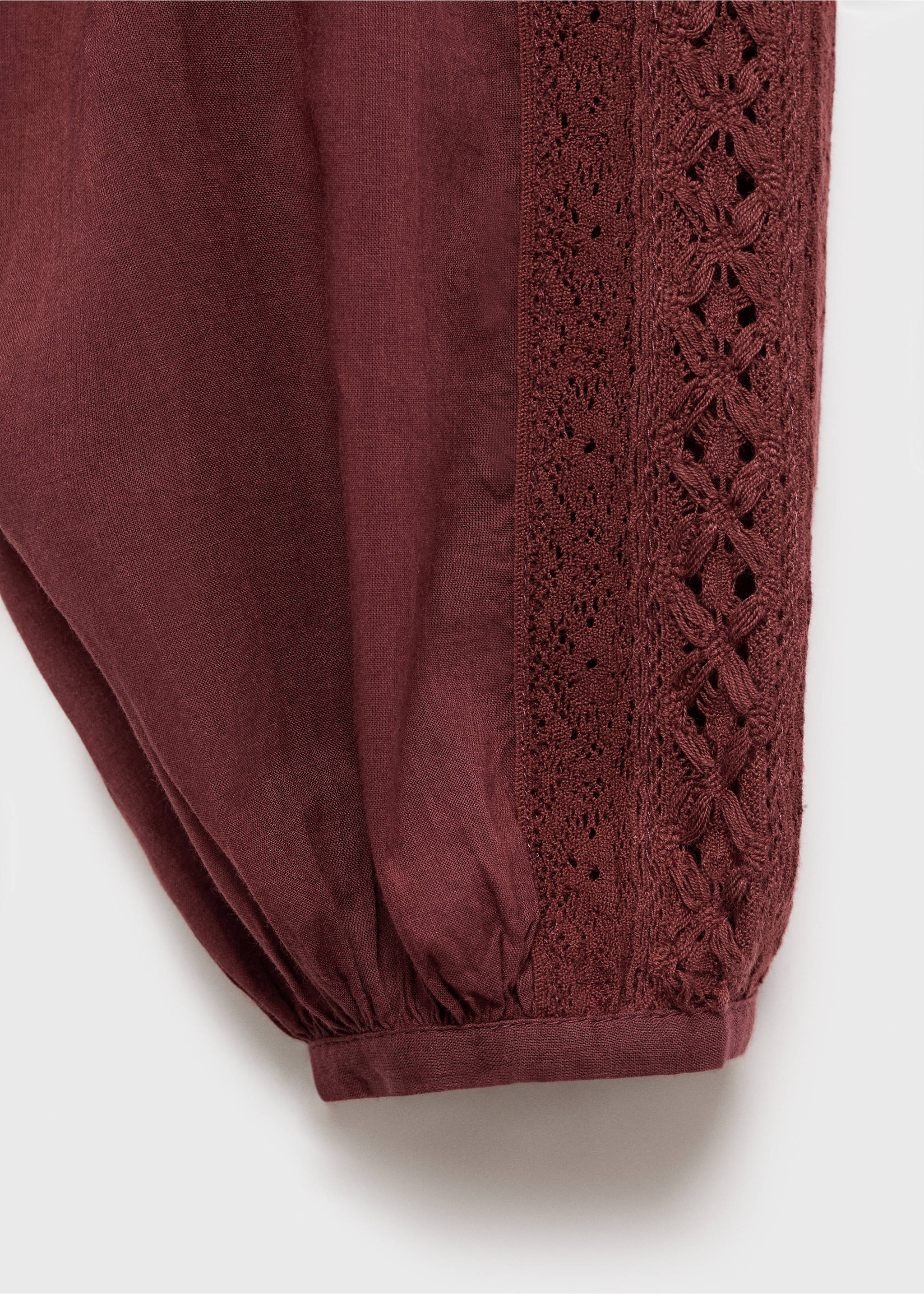 Blouse brodée manches bouffantes - Détail de l'article 0, Bordeaux. Ref: 17027806-00.