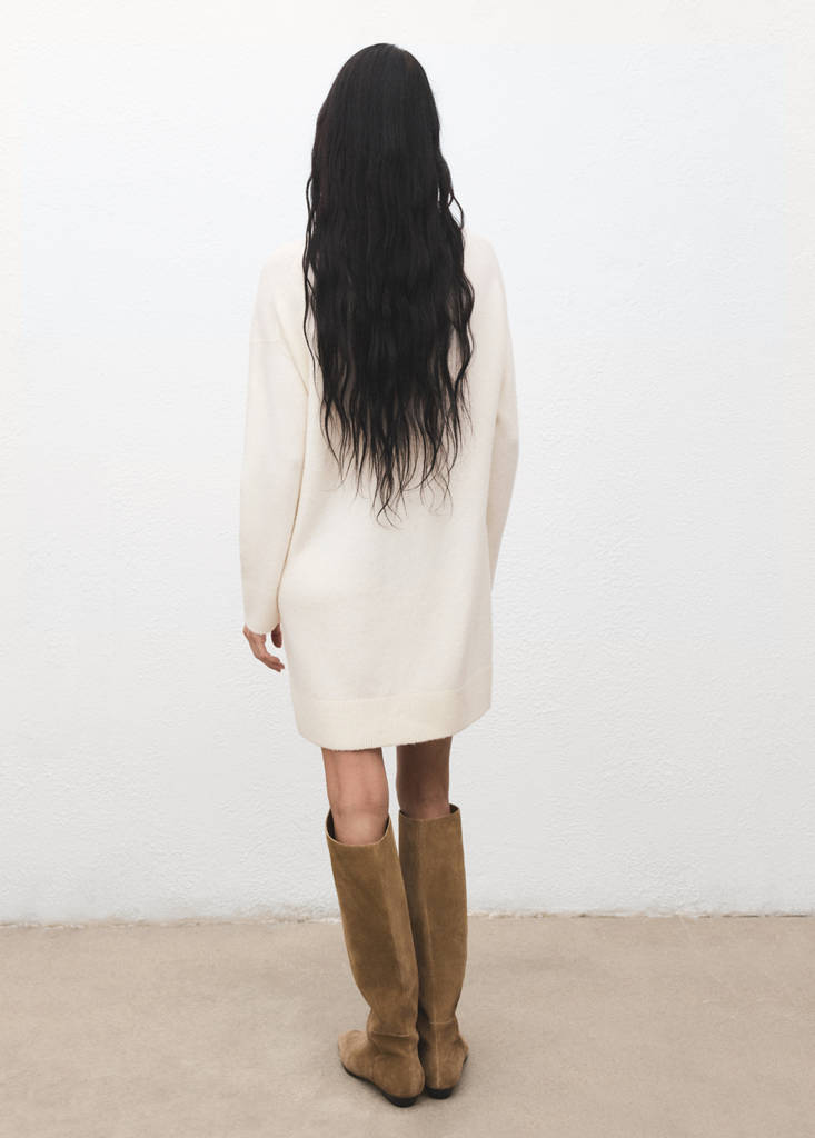 Knitted turtleneck dress — Ecru