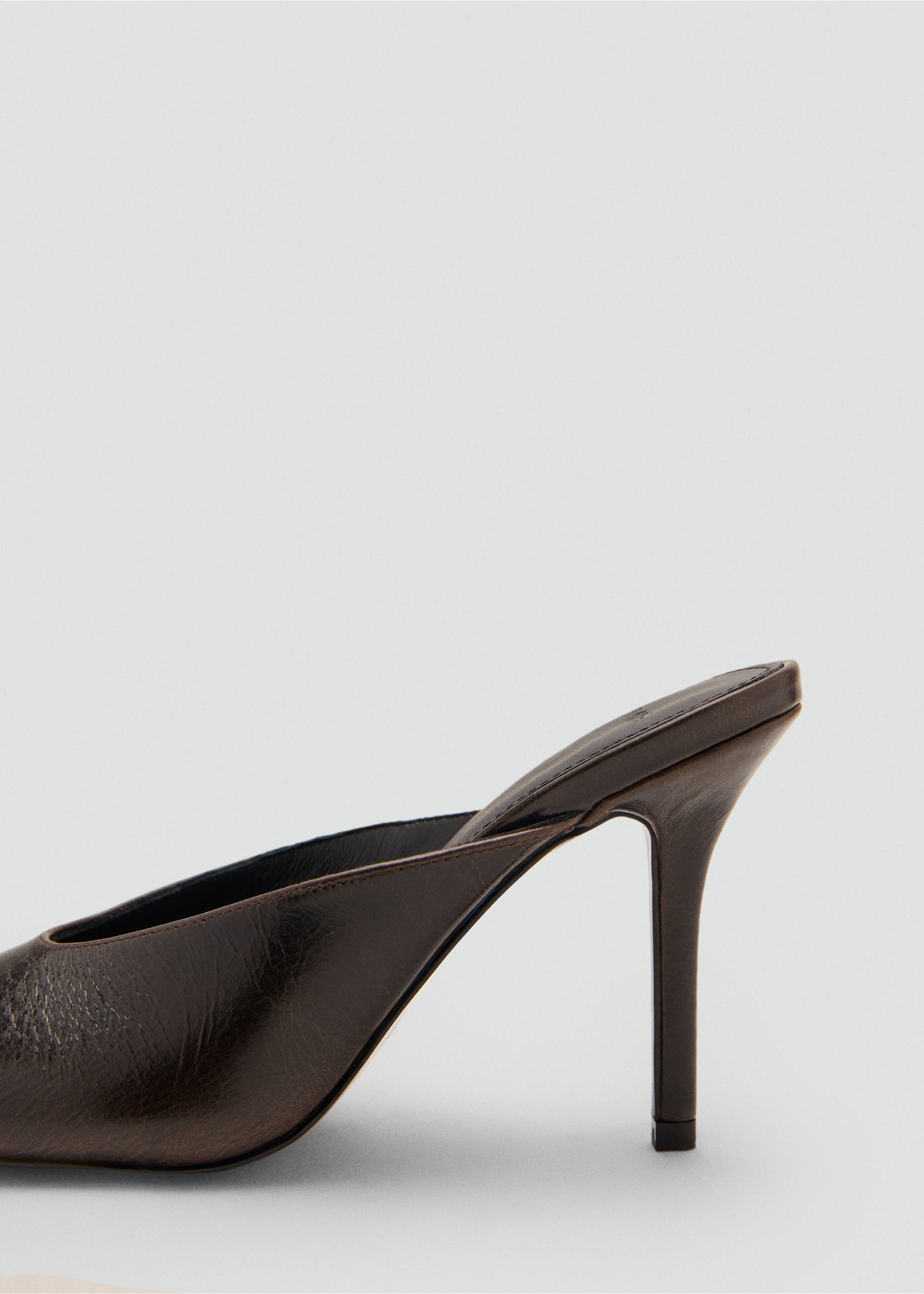 Open-toe leather shoes - Details of the article 2, Chocolate. Ref: 17027812-00.