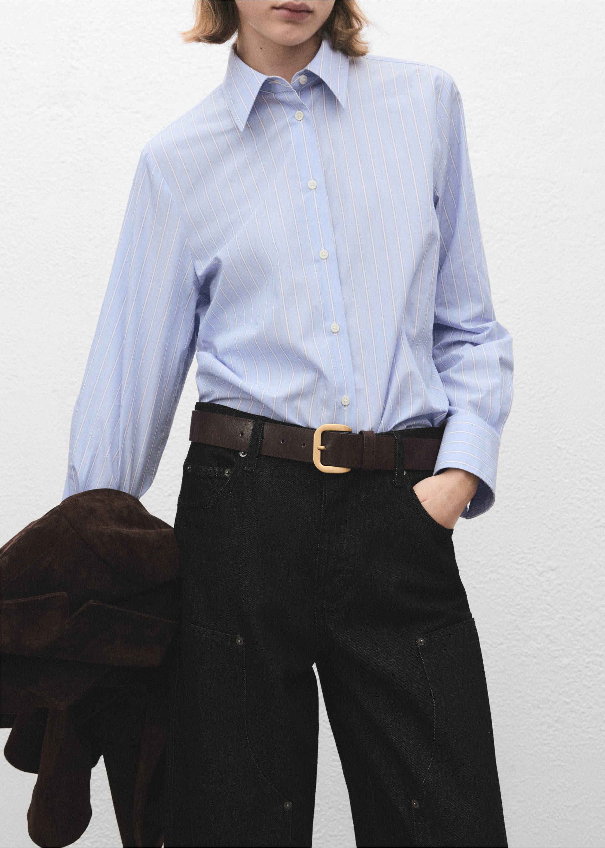 Barrel jeans with patches - Details of the article 3, Black. Ref: 17027814-00.