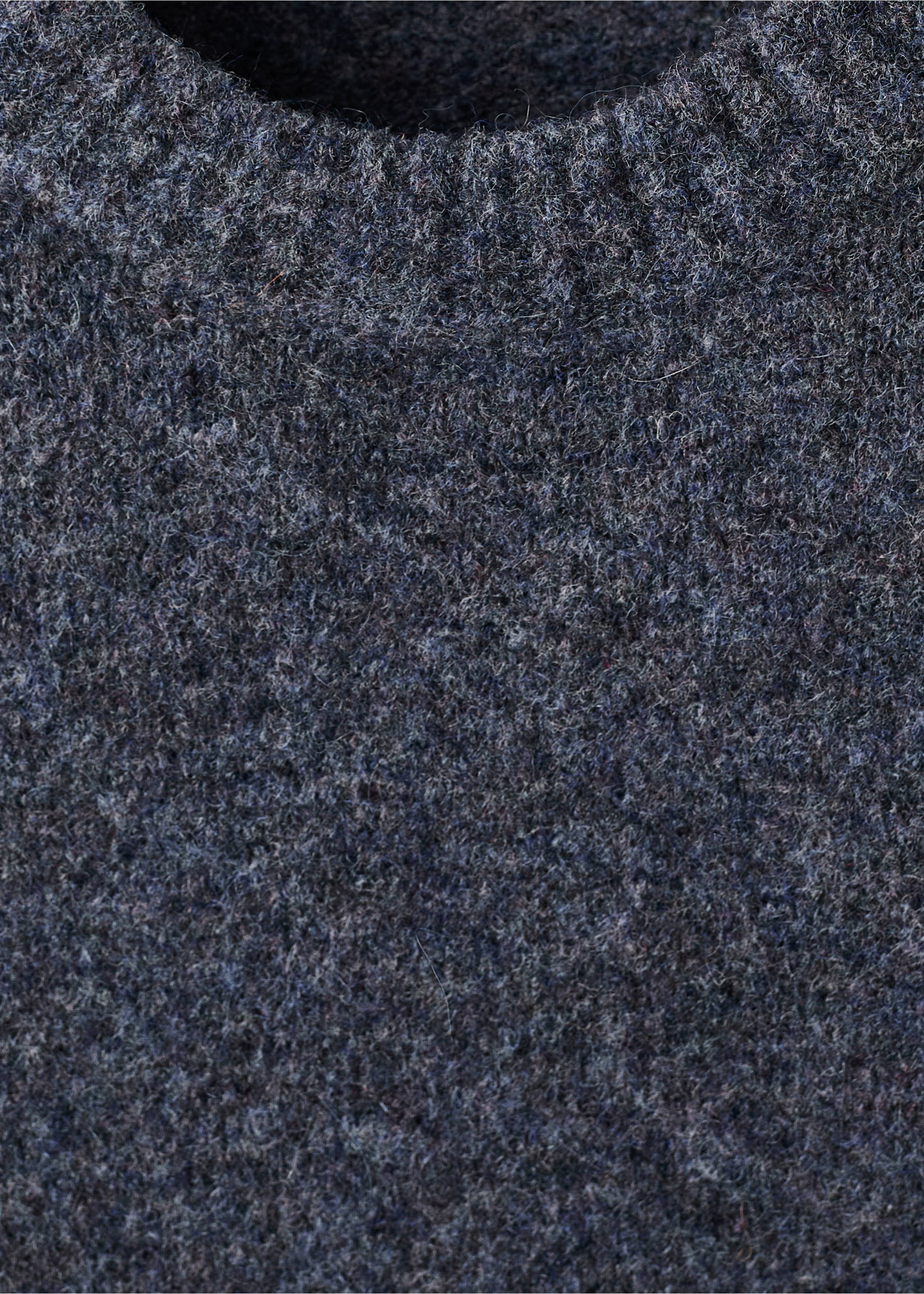 Trui van een wol- en alpacablend - Detail van het artikel 8, Indigoblauw. Ref: 17027897-00.