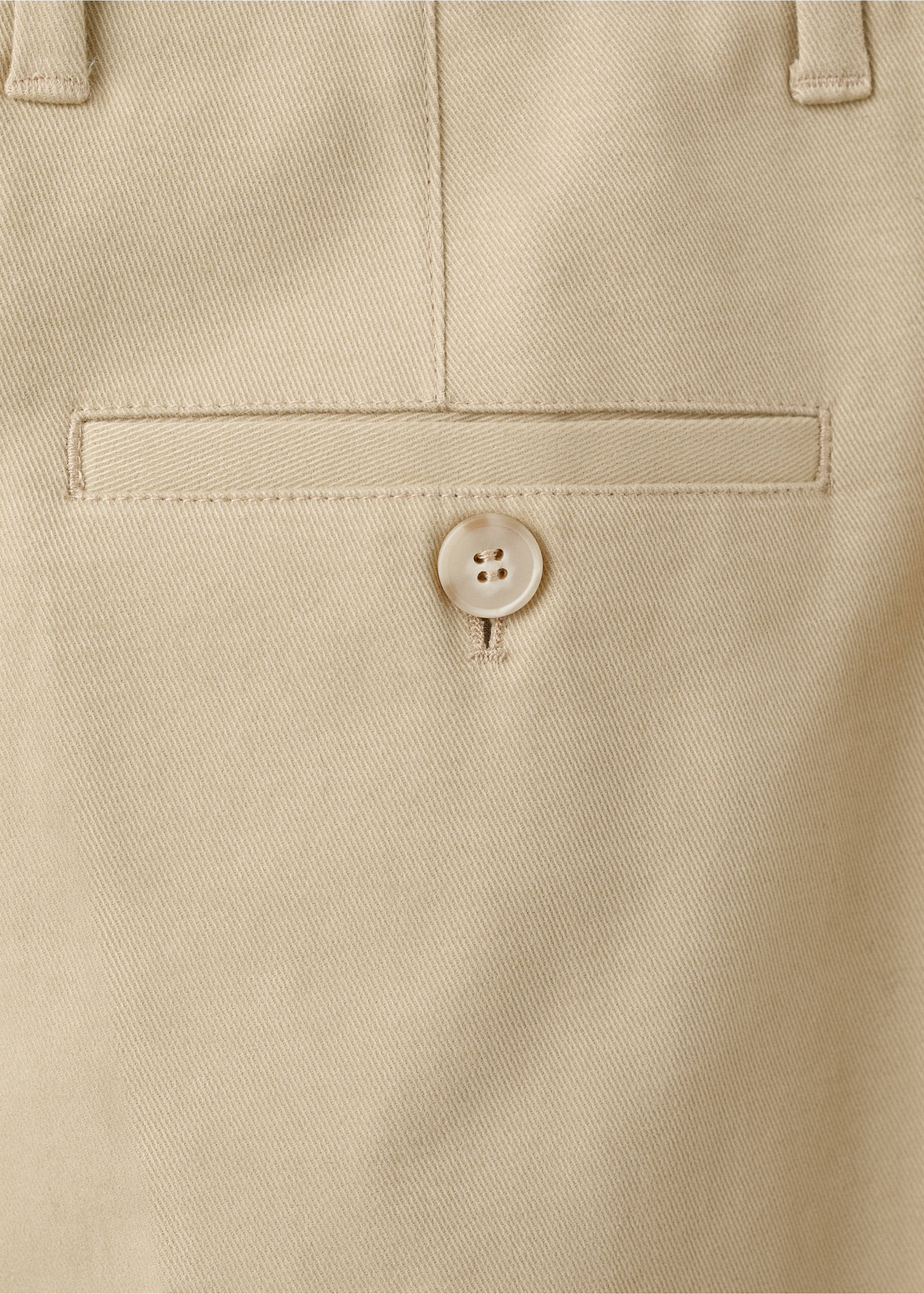 Pantalon denim droit à pinces - Détail de l'article 0, Beige. Ref: 17027912-00.