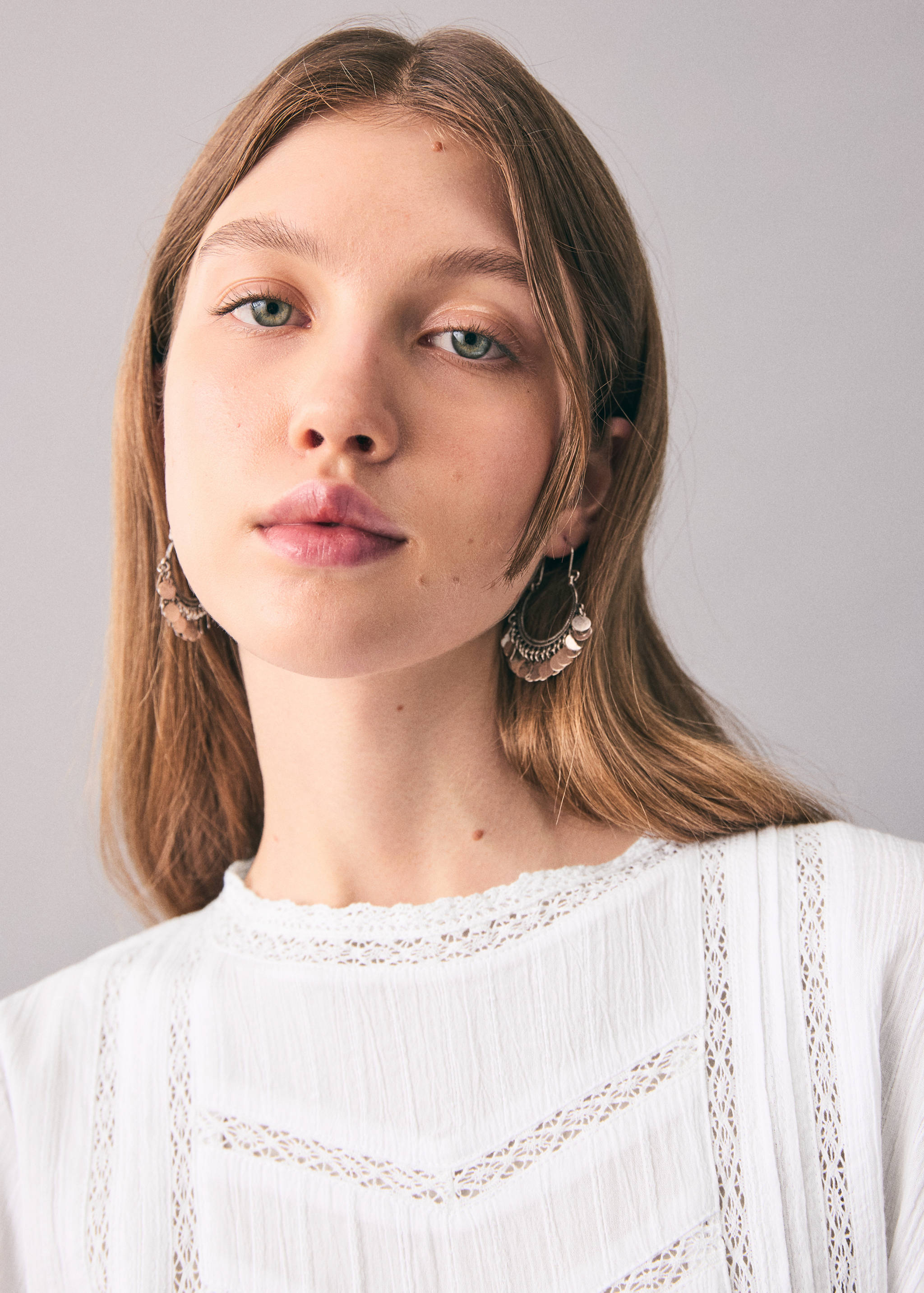 Cotton blouse with lace trim - Details of the article 1