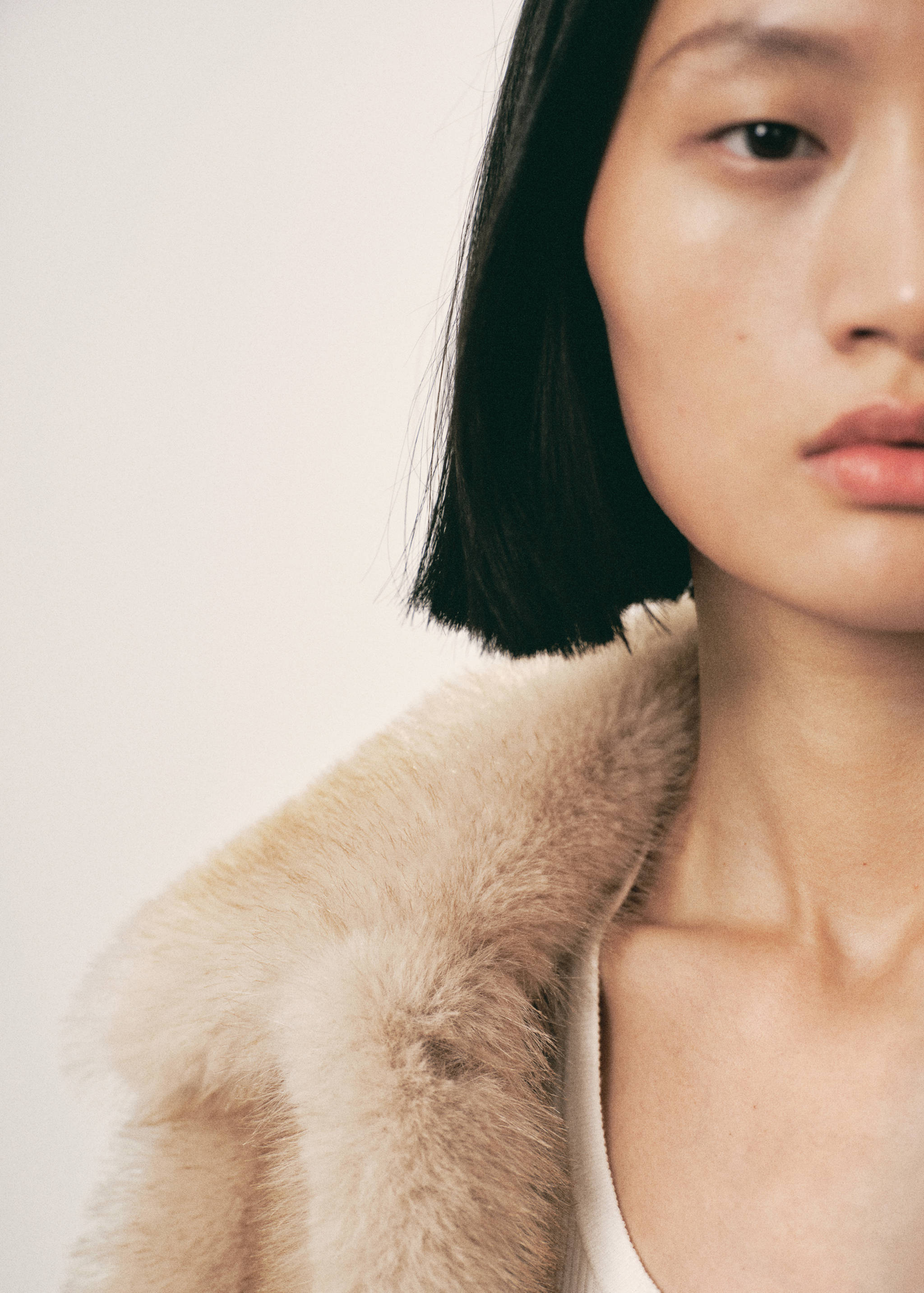 Manteau fausse fourrure à boutons - Détail de l'article 1