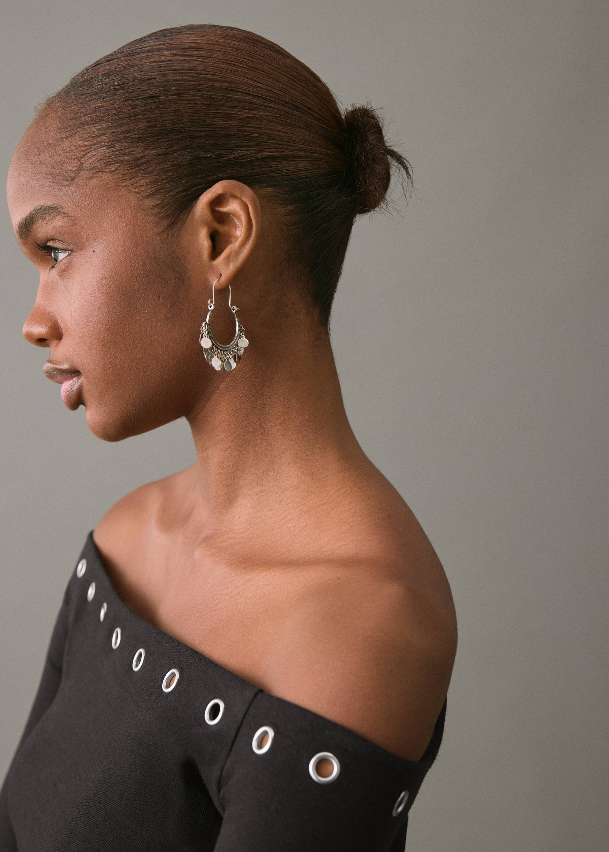 Csónaknyakú póló szegecsekkel - A termék adatai 1