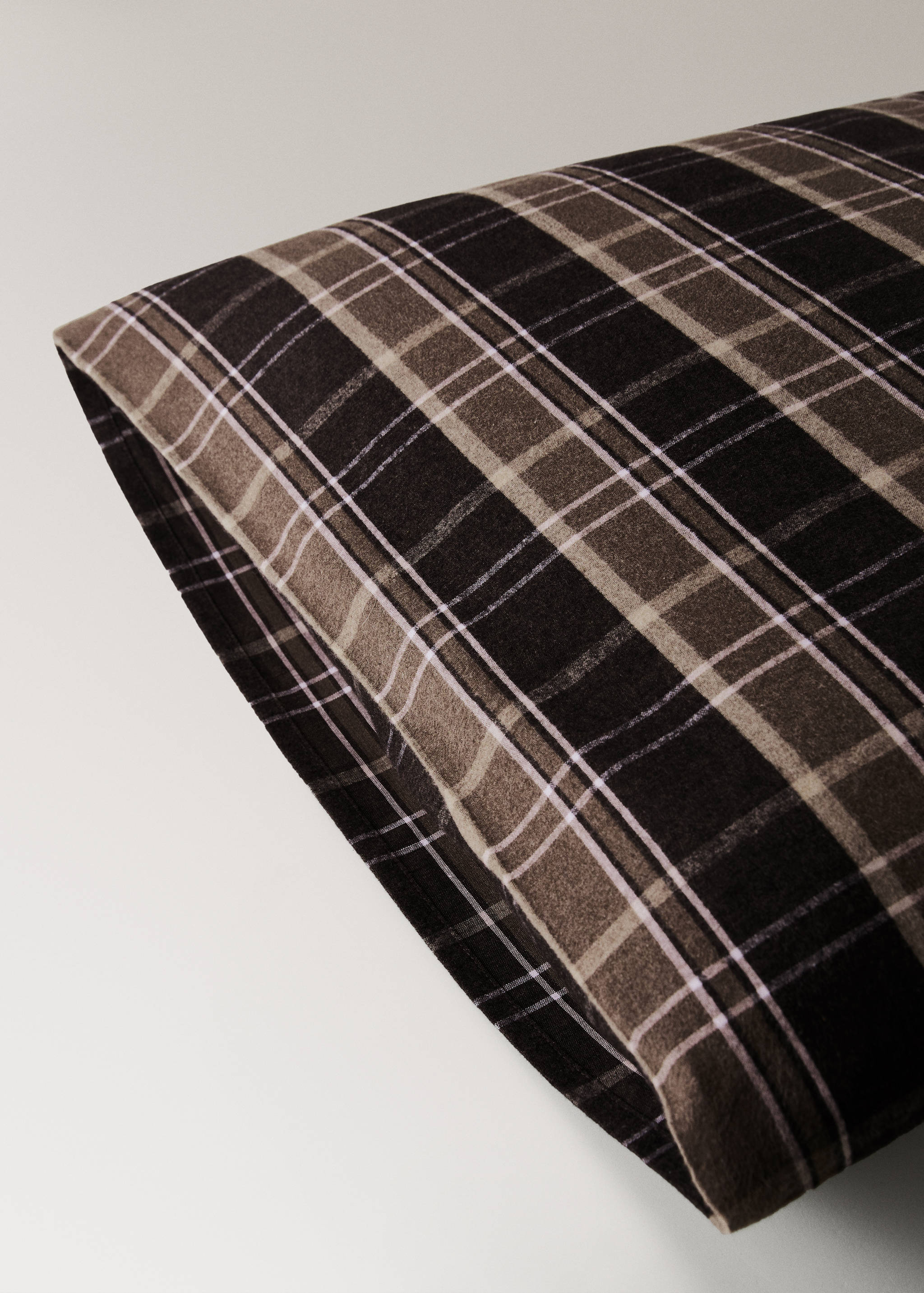Two cotton flannel melange-thread check pillowcases 50x75 cm - Details of the article 2