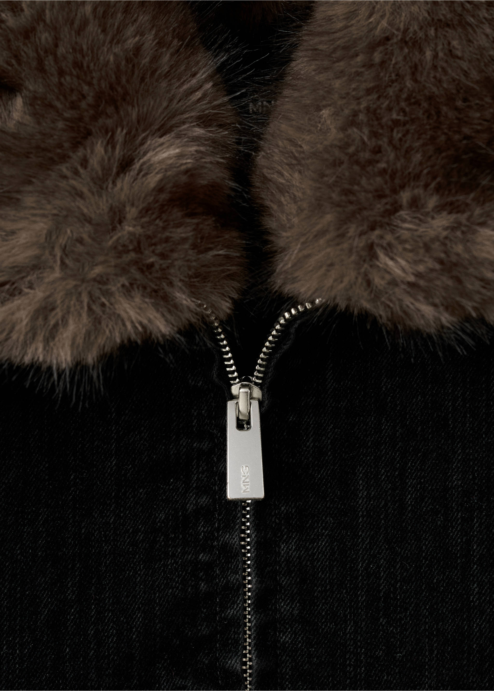 Velvet jacket with fur collar - Details of the article 0, Black. Ref: 17029099-00.
