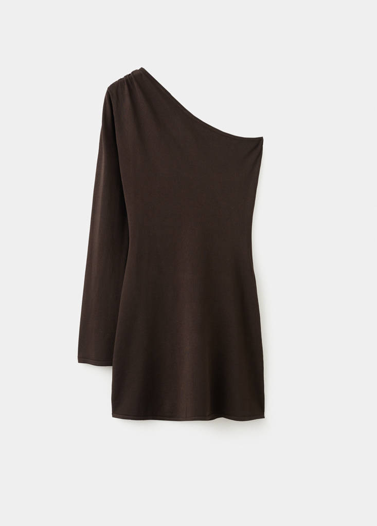 Fine-knit dress with asymmetrical sleeves — Chocolate