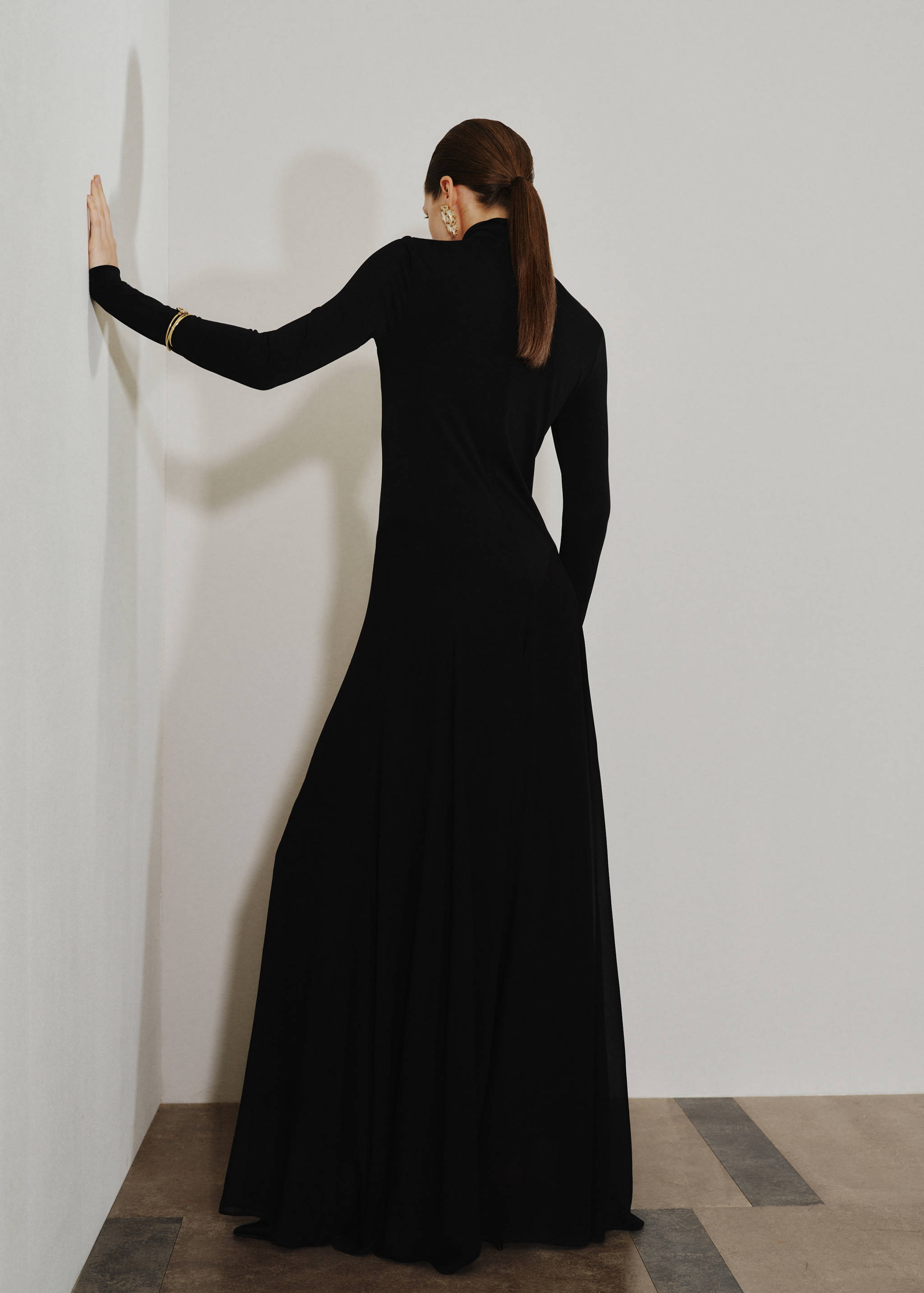 A-line turtleneck dress - Reverse of the article