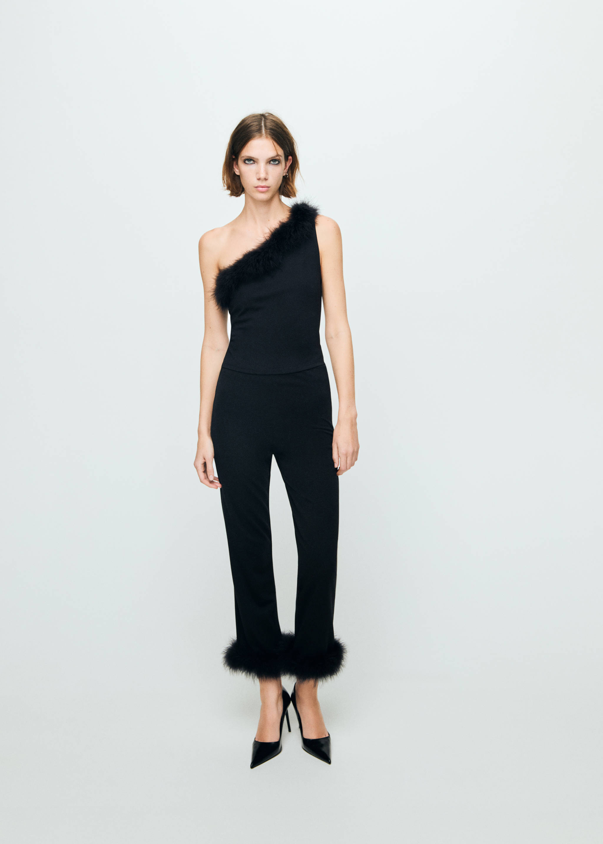 Top punto fino plumas - Plano general