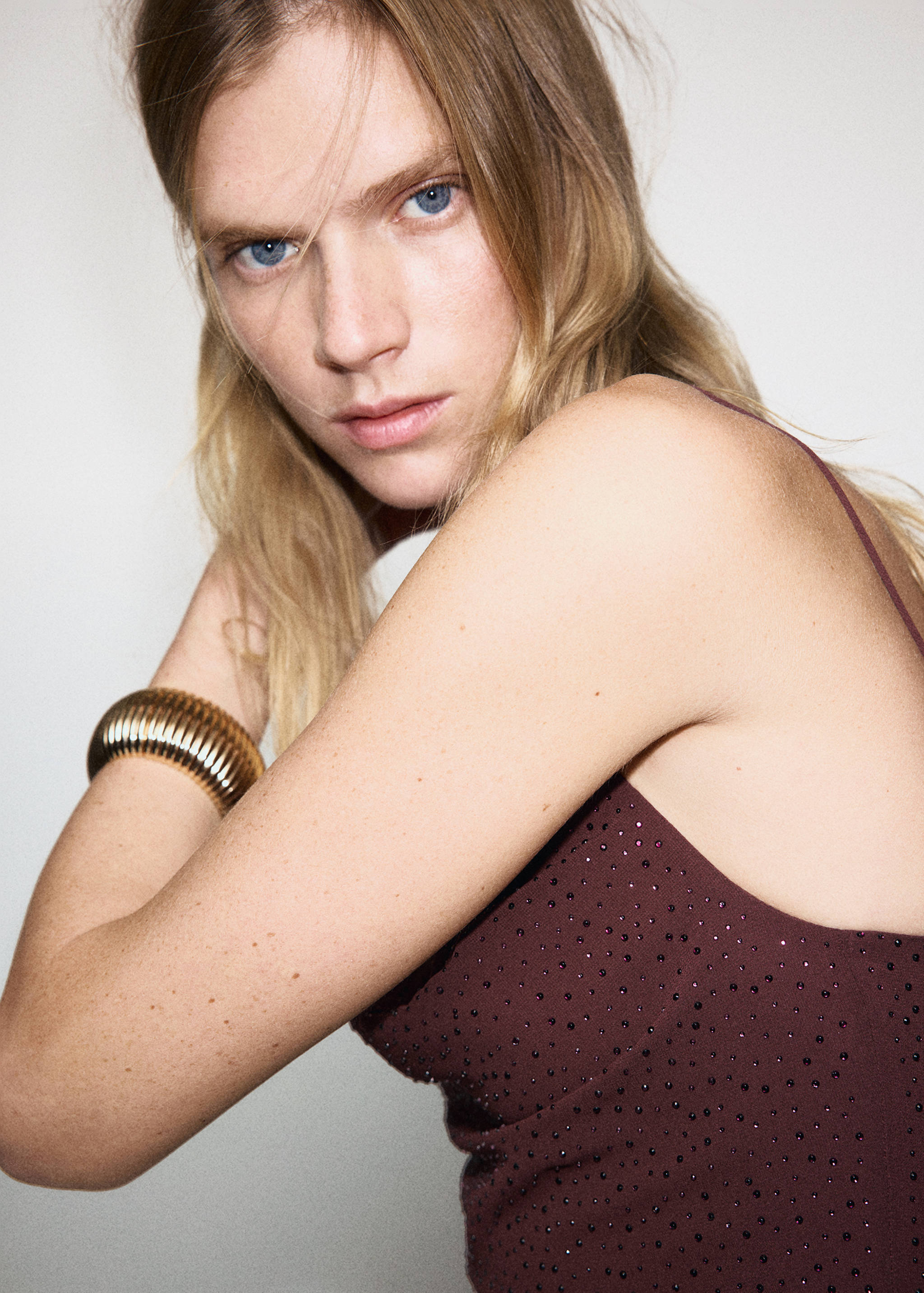 Strasszos, aszimmetrikus ruha - A termék adatai 1