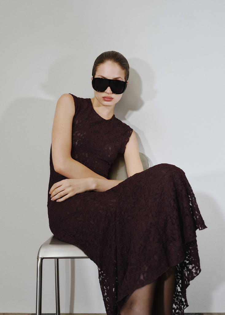 Asymmetric lace dress - angle 1