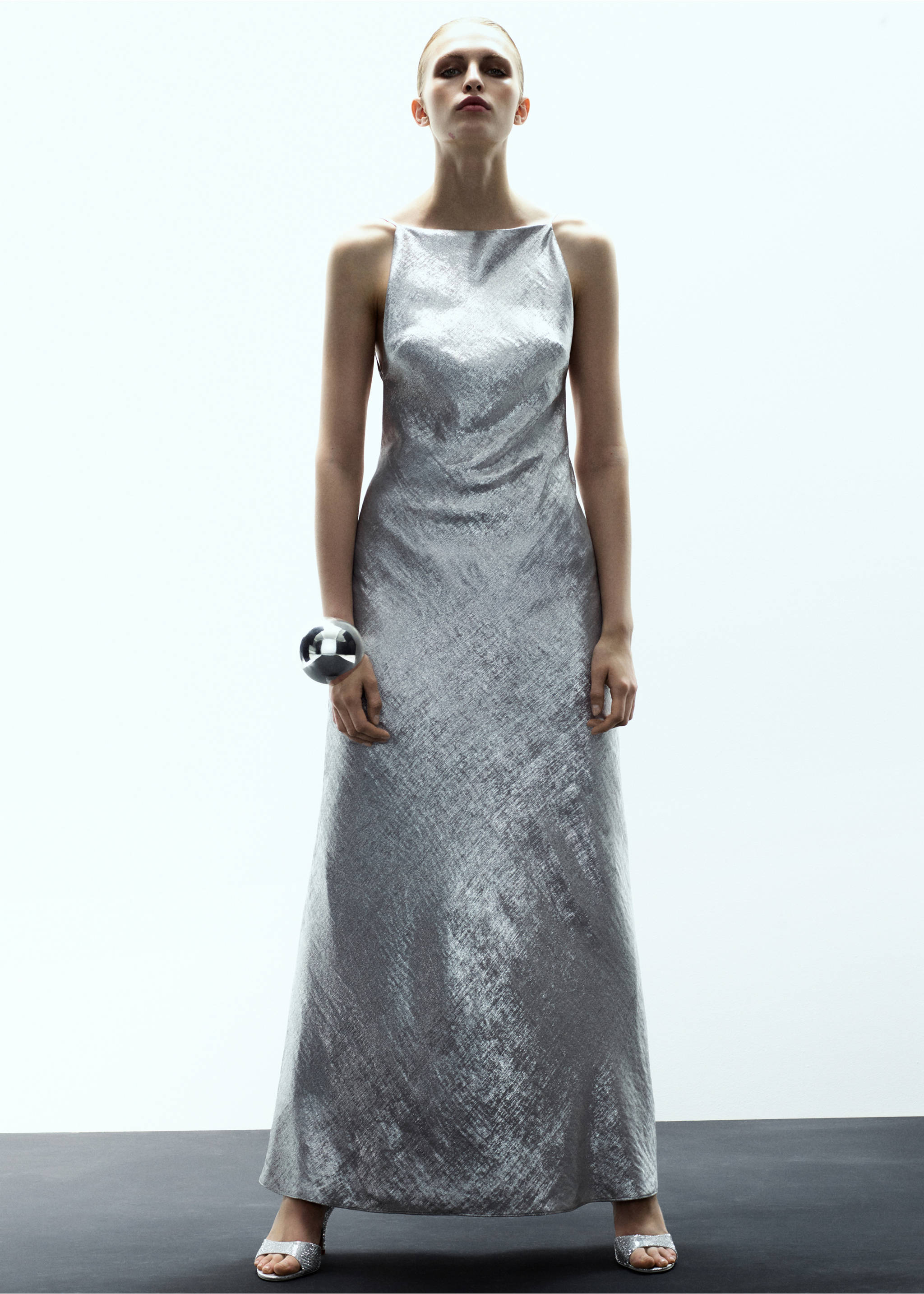 Metallic open-back dress - General plane, Silver. Ref: 17029118-00.