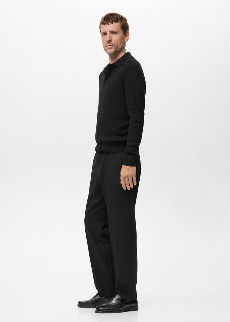 Flowy straight-fit trousers — Black