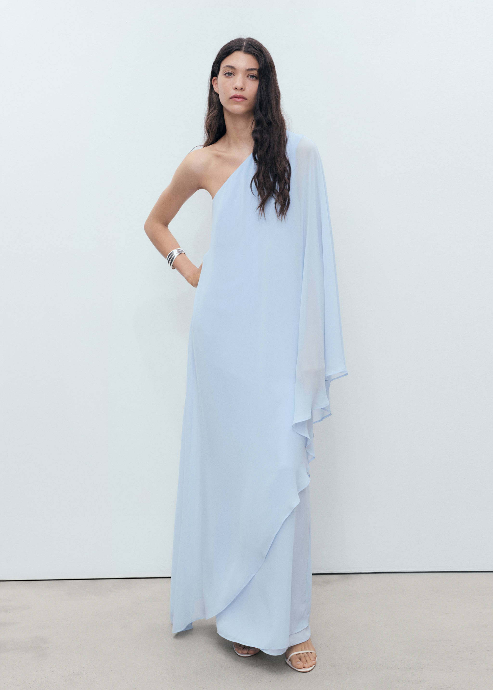 Asymmetrical double-layer dress - General plane