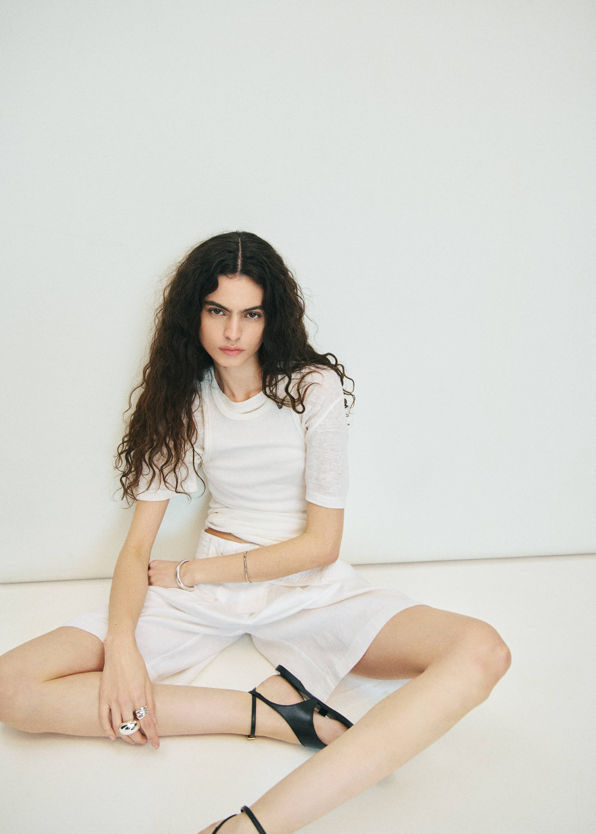 Bermuda lin ceinture - Détail de l'article 6, Blanc. Ref: 17031126-00.