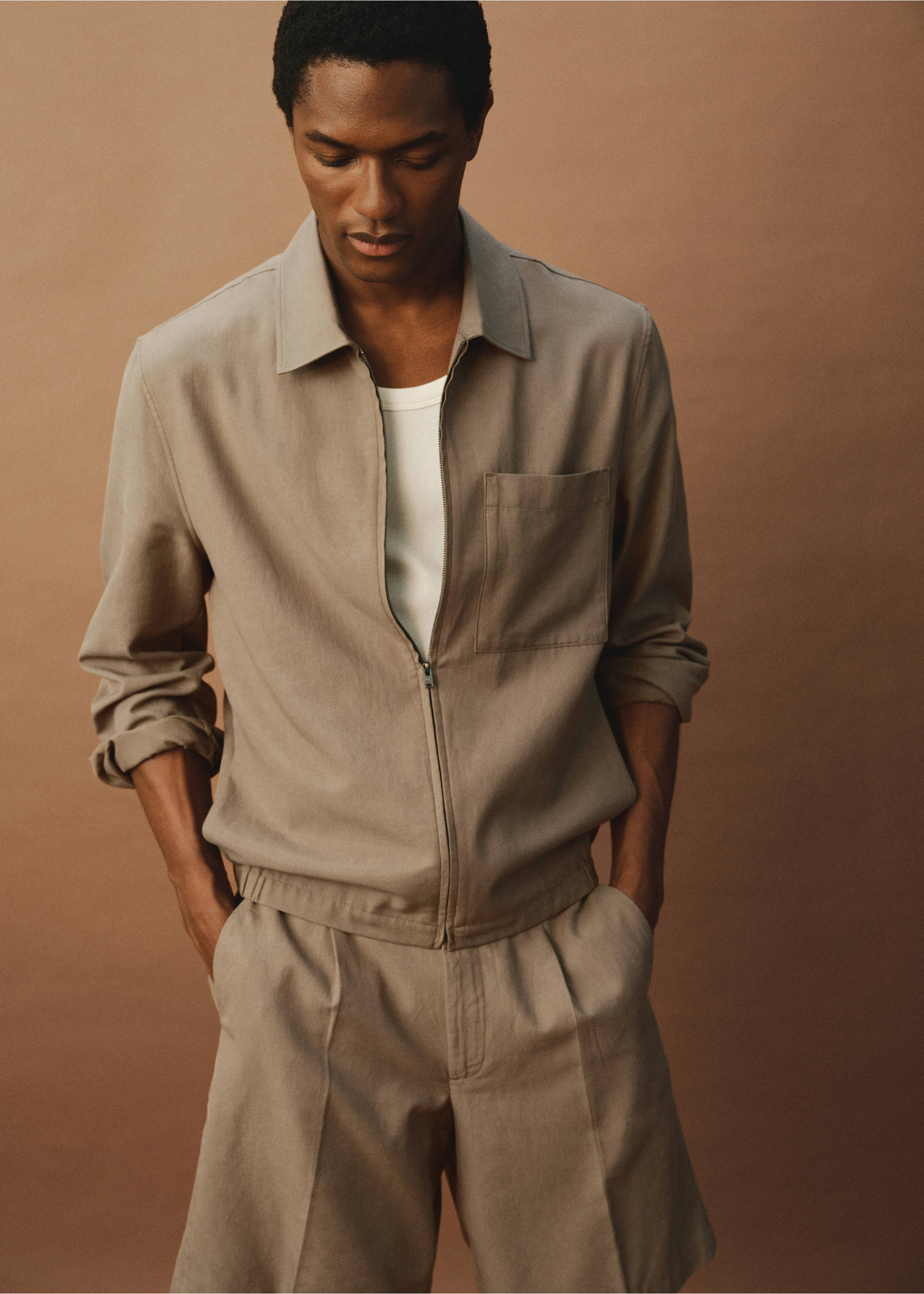 Veste lyocell poches - Détail de l'article 3, Marron. Ref: 17031135-00.