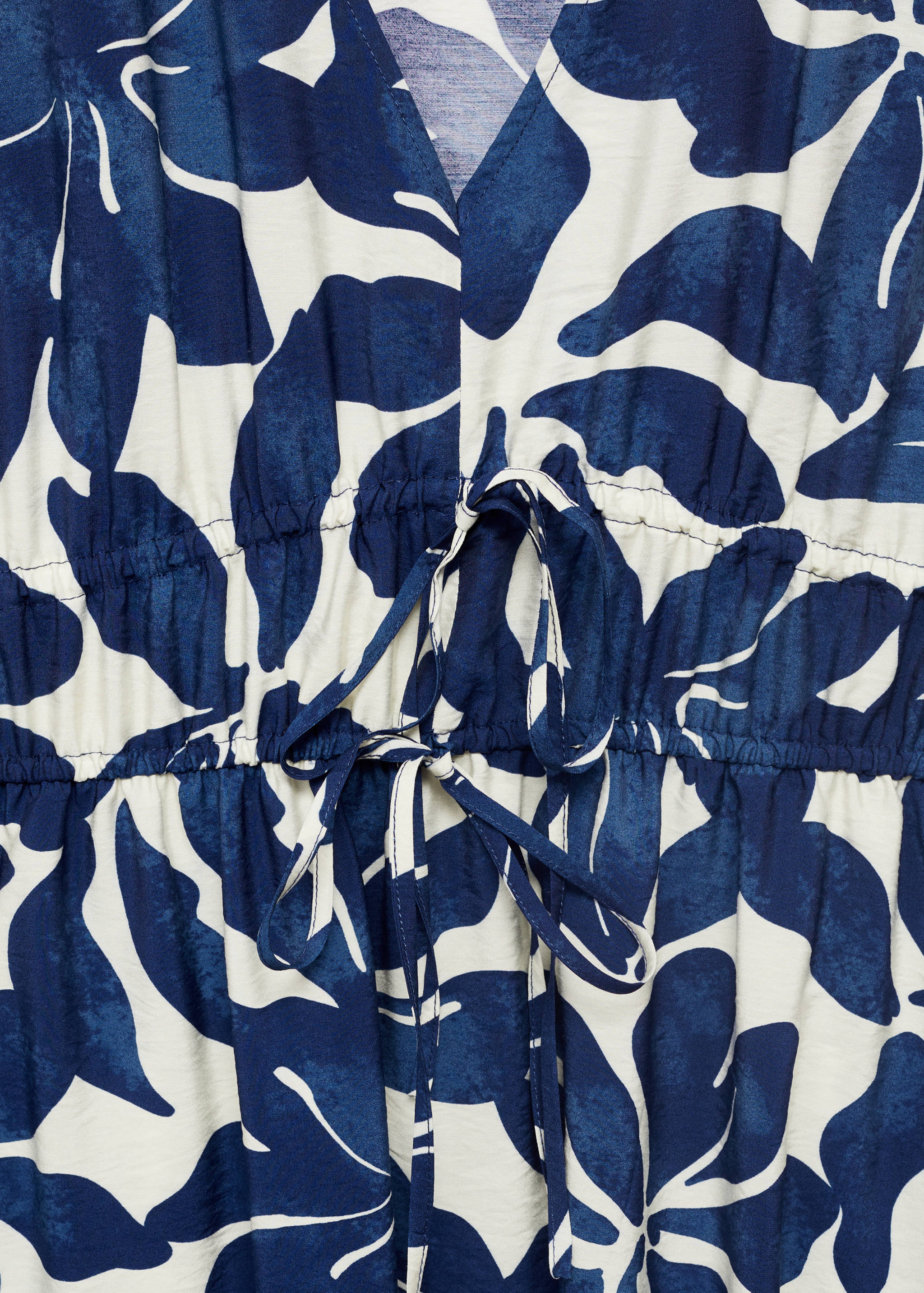 Long printed dress - Details of the article 8