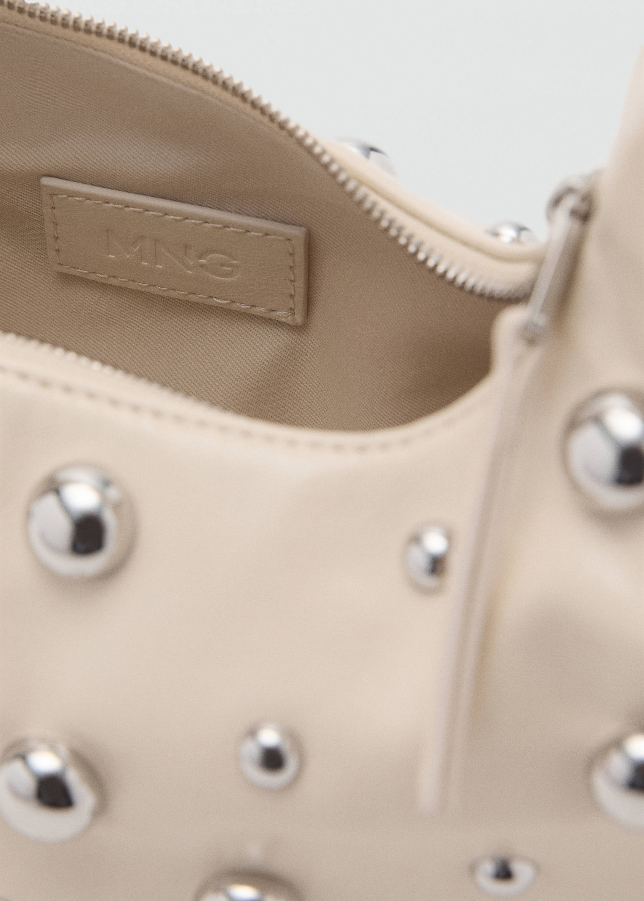 حقيبة كتف مرصعة - تفاصيل المنتج 3