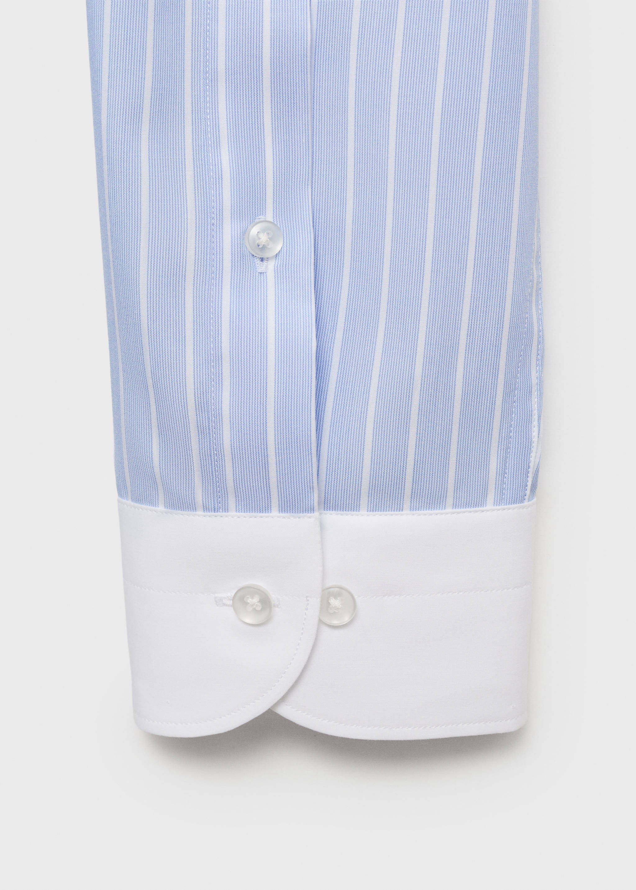 Gestreiftes Slim-Fit-Anzughemd - Detail des Artikels 8