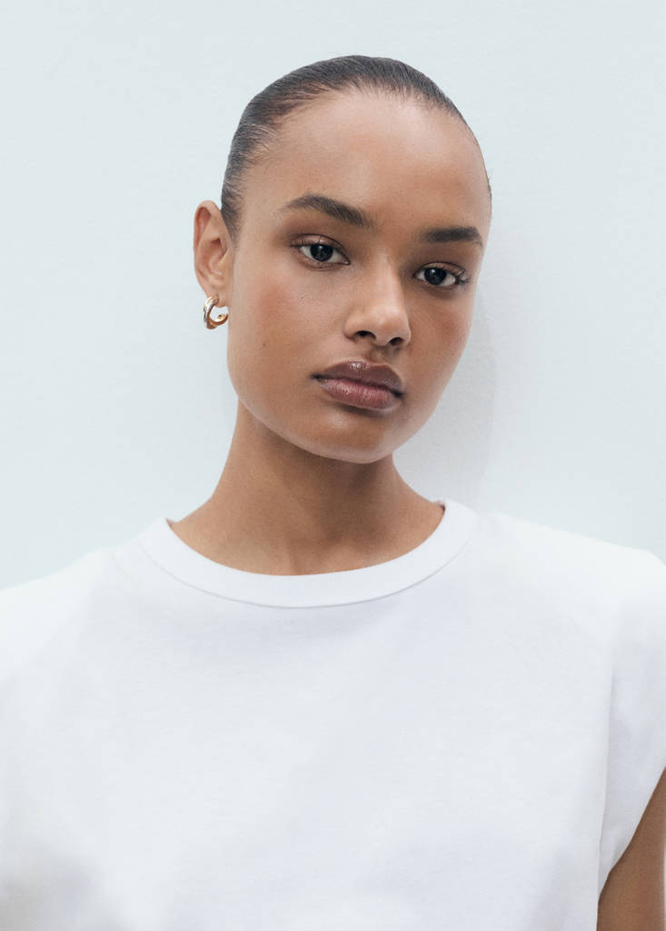 Short-sleeved t-shirt with shoulder pads — White