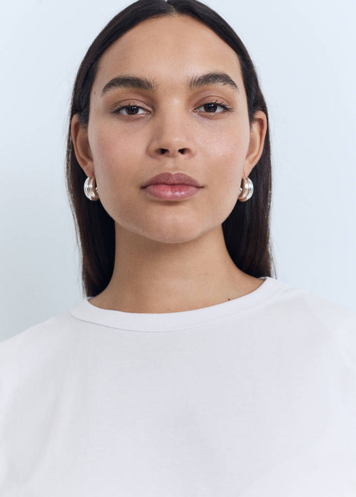 Short-sleeved t-shirt with shoulder pads — White