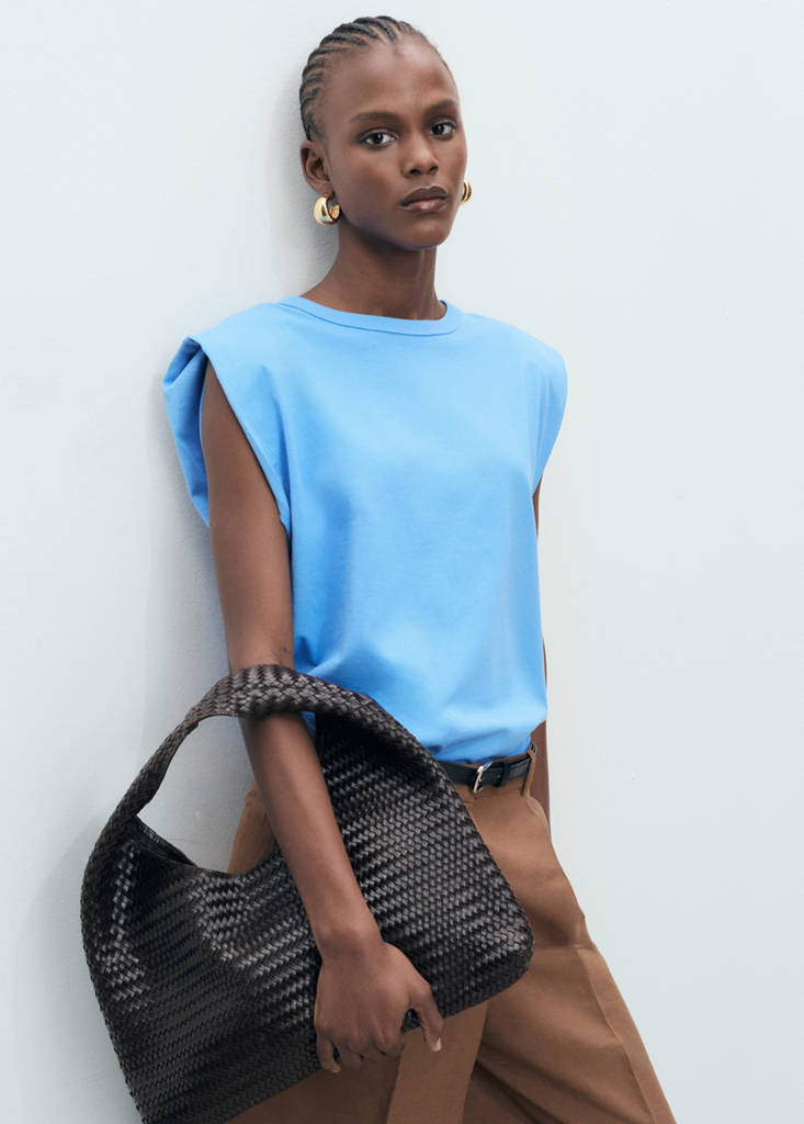 Short-sleeved t-shirt with shoulder pads — Blue