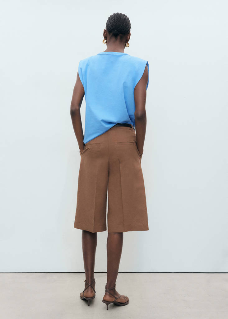 Short-sleeved t-shirt with shoulder pads — Blue