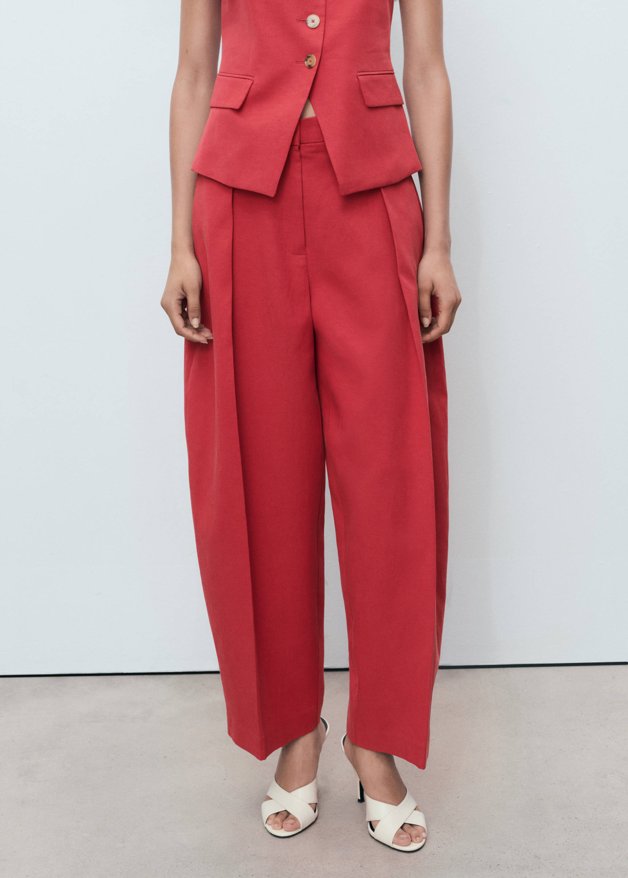 Παντελόνι κοστουμιού από μείγμα λινού balloon - Μεσαίο πλάνο